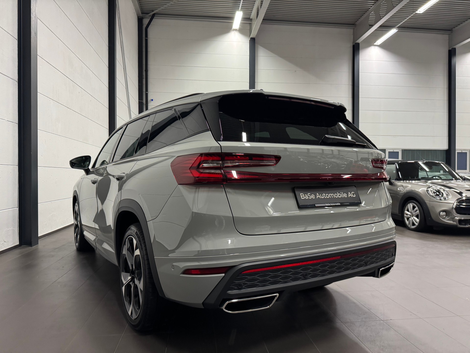 SKODA Kodiaq 2.0 TSI RS 4x4 CH Fahrzeug-image-14