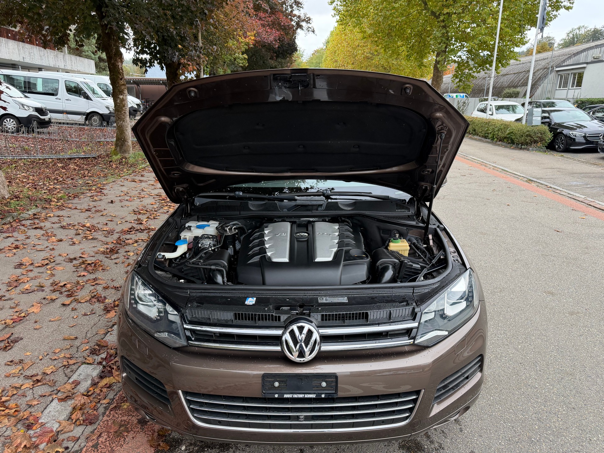 VW Touareg 4.2 TDI Tiptronic-image-13