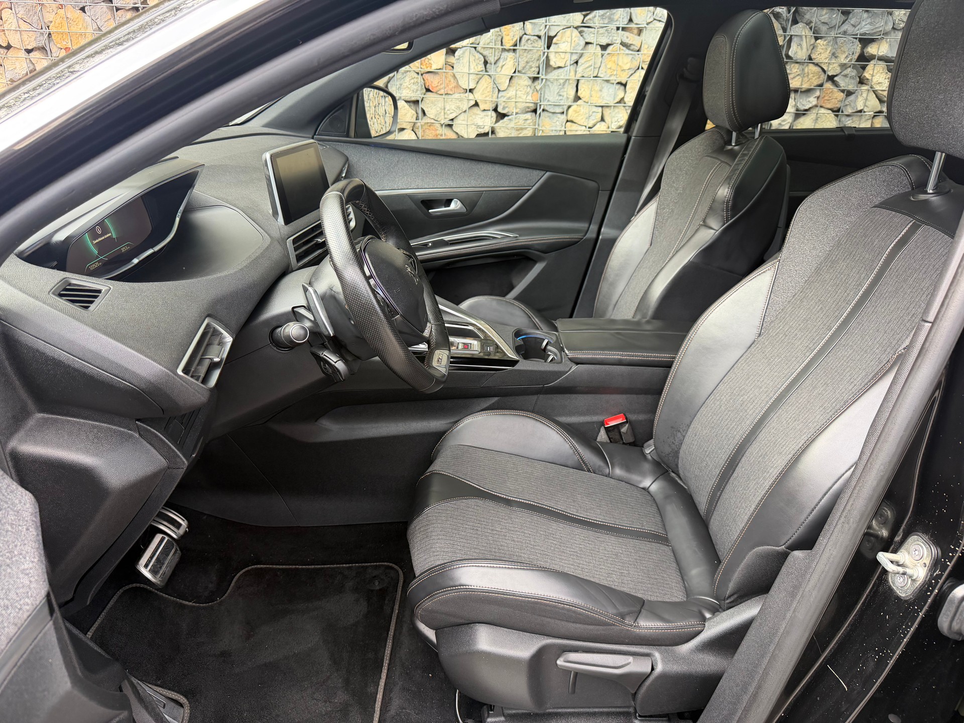 PEUGEOT 5008 1.6 THP GT Line EAT-image-8