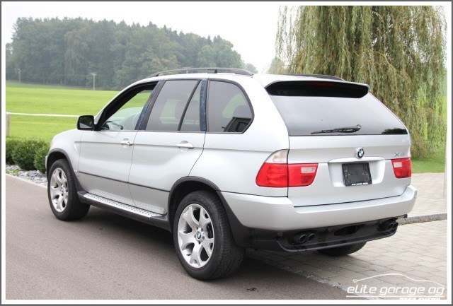 BMW X5 4.4i-image-1