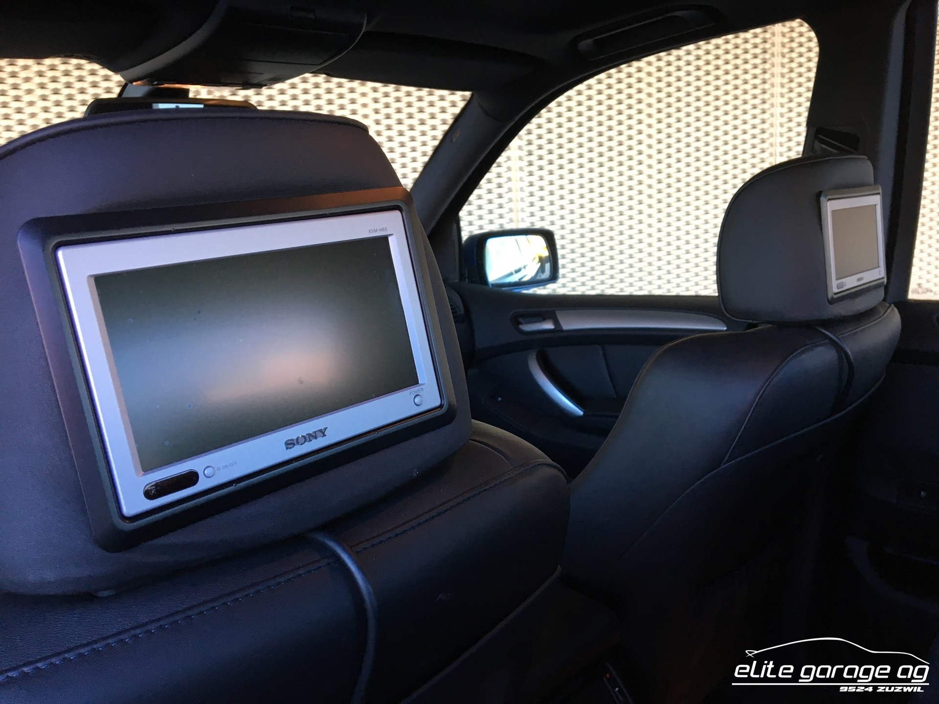 BMW X5 4.6is-image-12