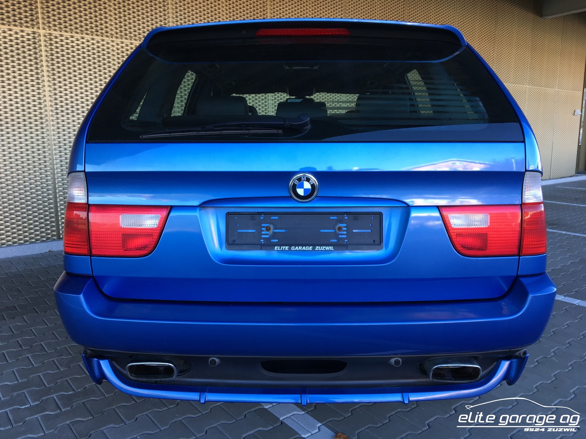 BMW X5 4.6is-image-6