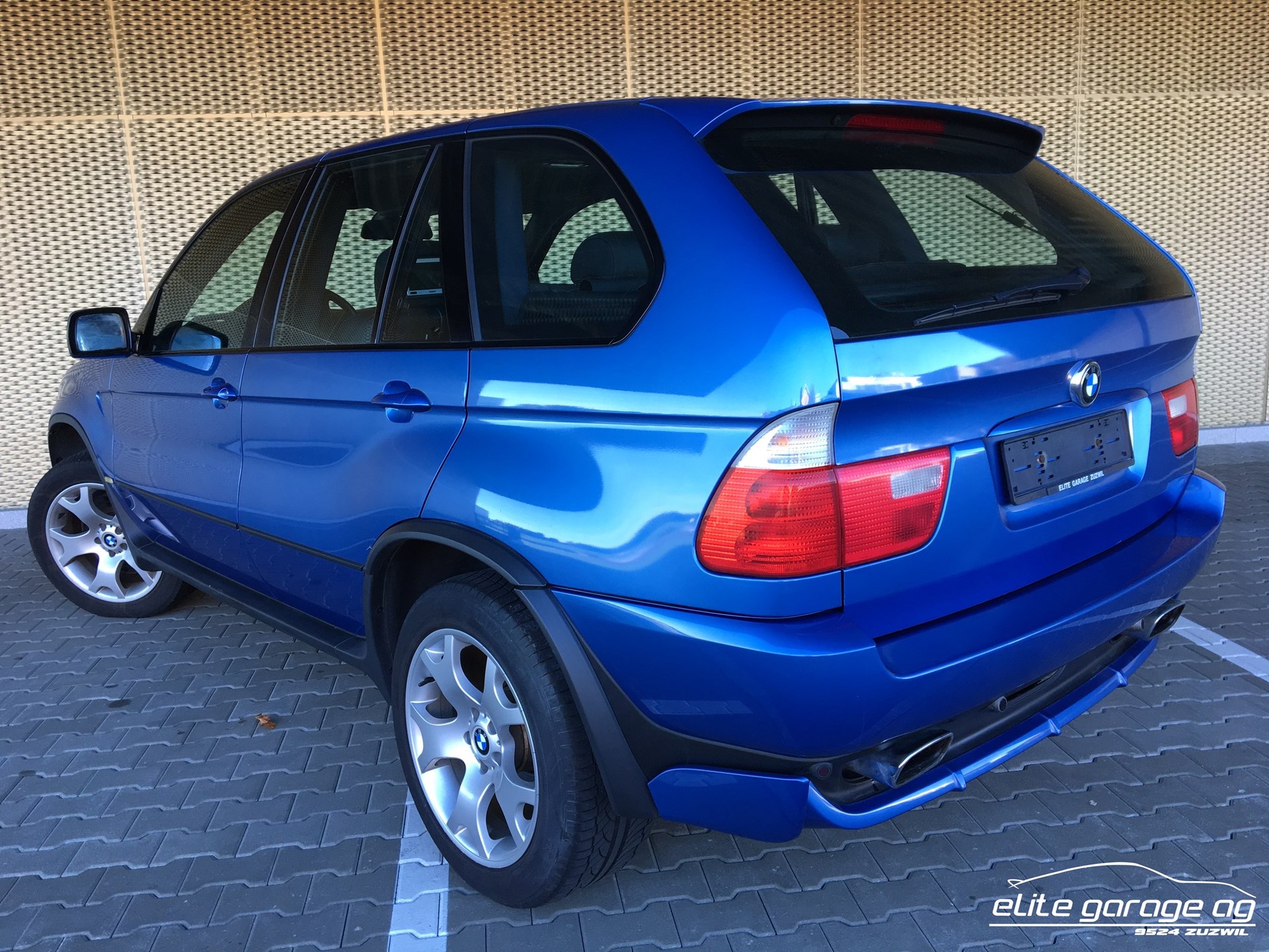 BMW X5 4.6is-image-7