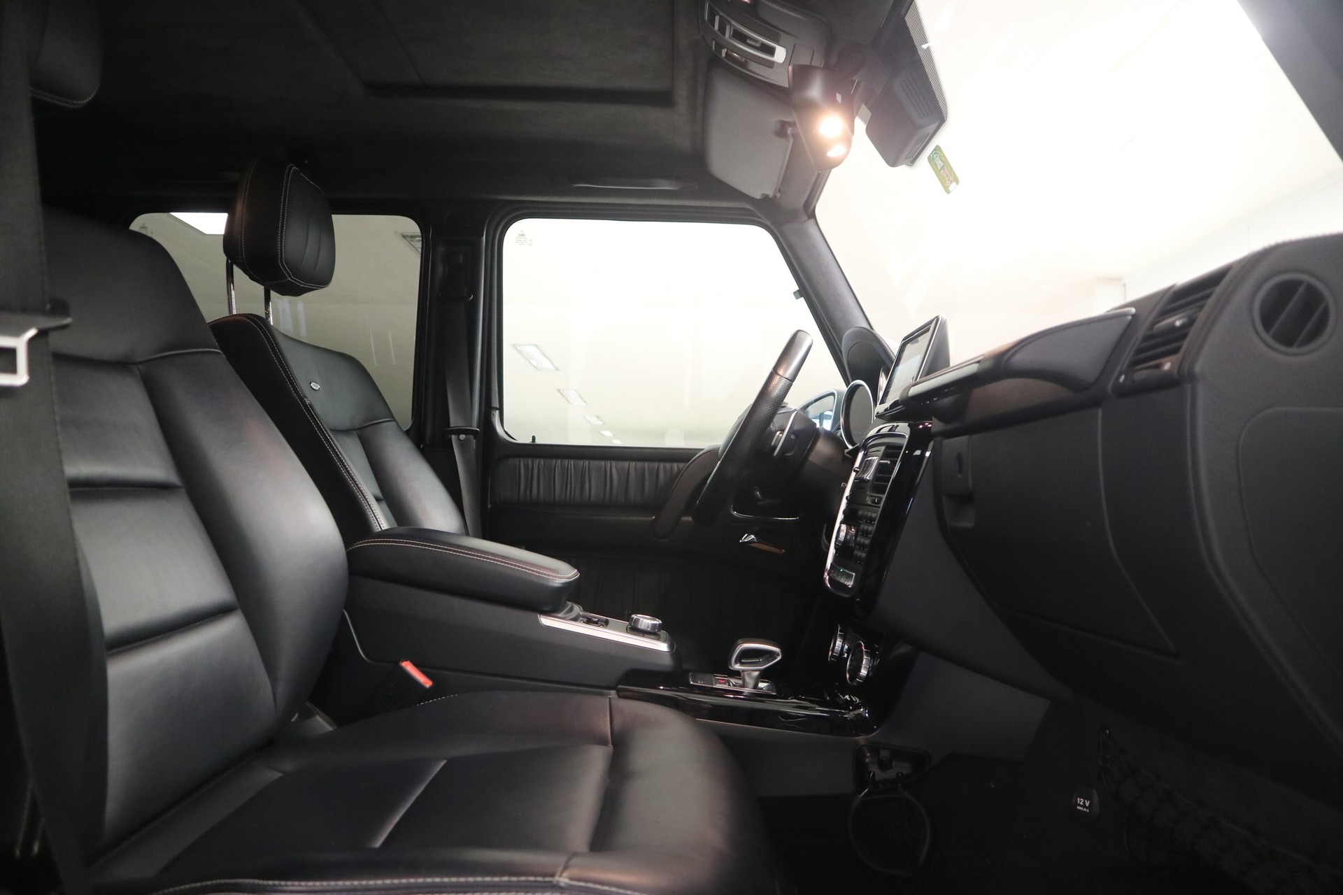 MERCEDES-BENZ G 63 AMG Automatic-image-7