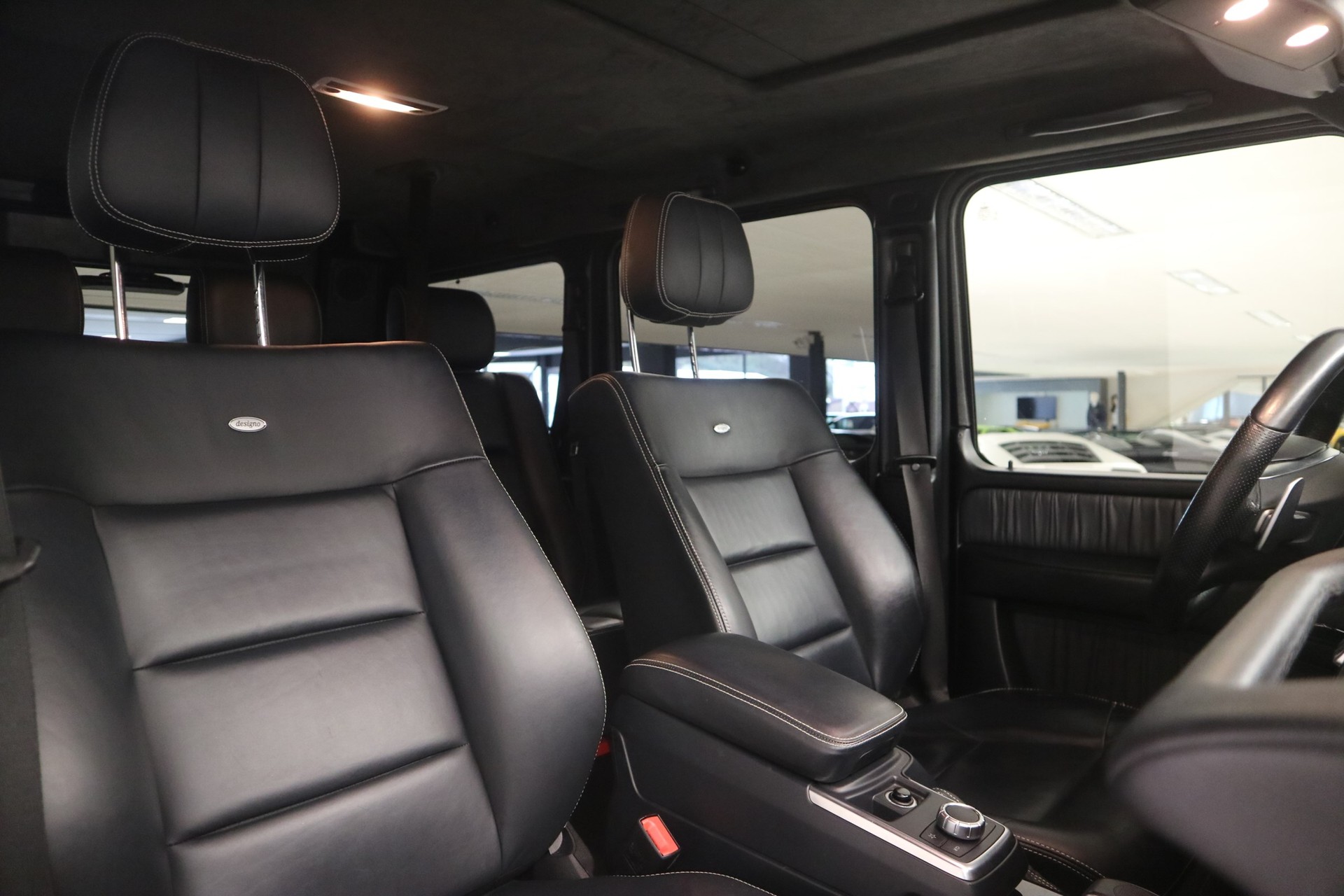 MERCEDES-BENZ G 63 AMG Automatic-image-8