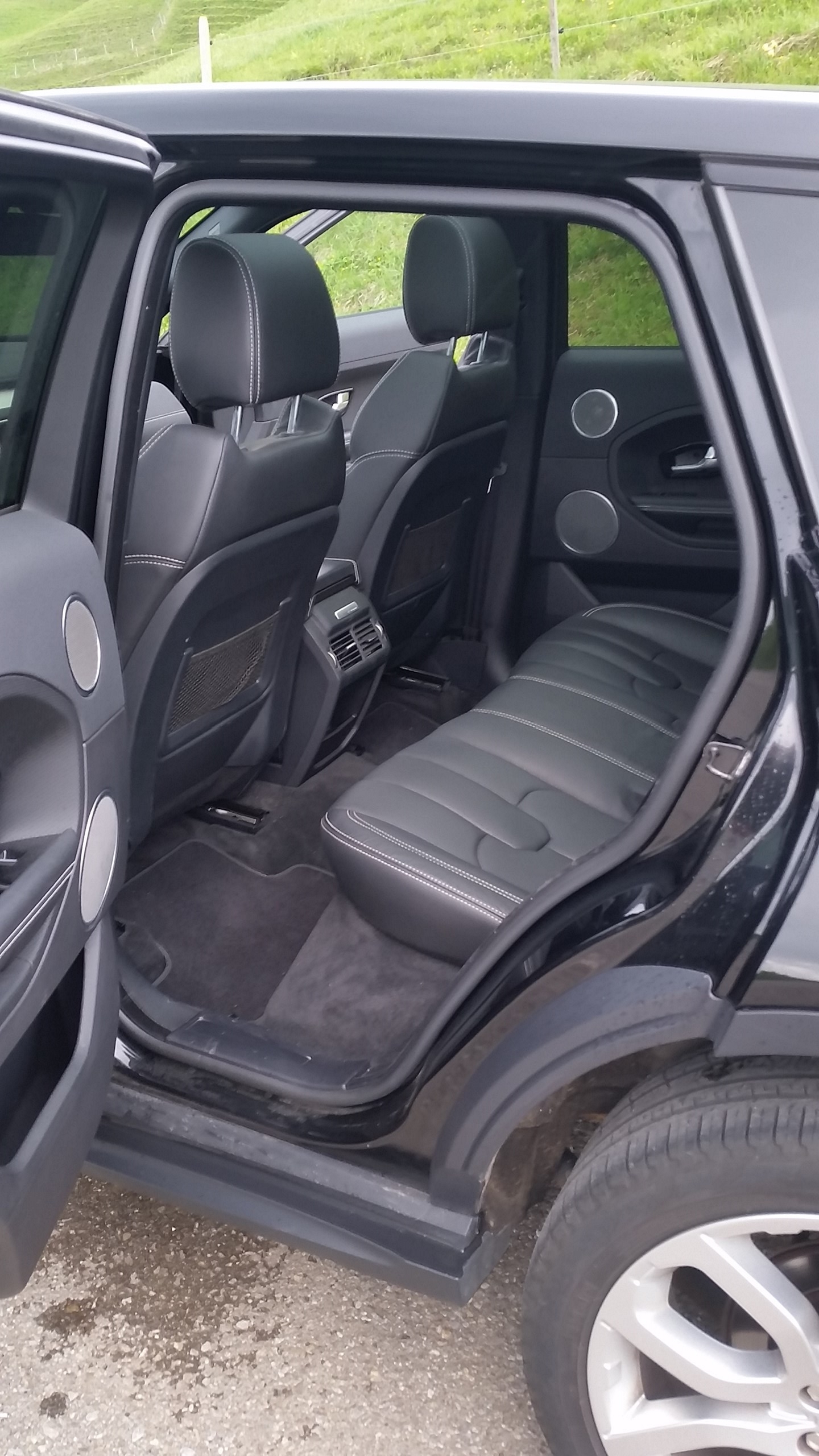 LAND ROVER Range Rover Evoque 2.0 Si4 Dynamic AT9-image-17