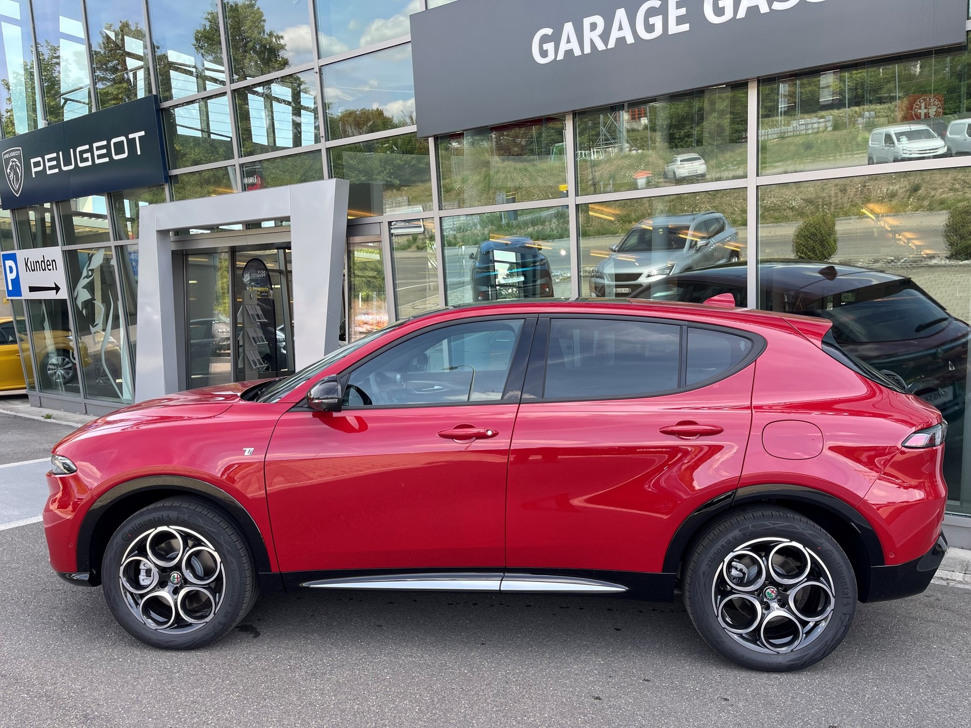 ALFA ROMEO Tonale 1.3 Plug-in-Hybrid Q4 Ti Pack Sky-image-1
