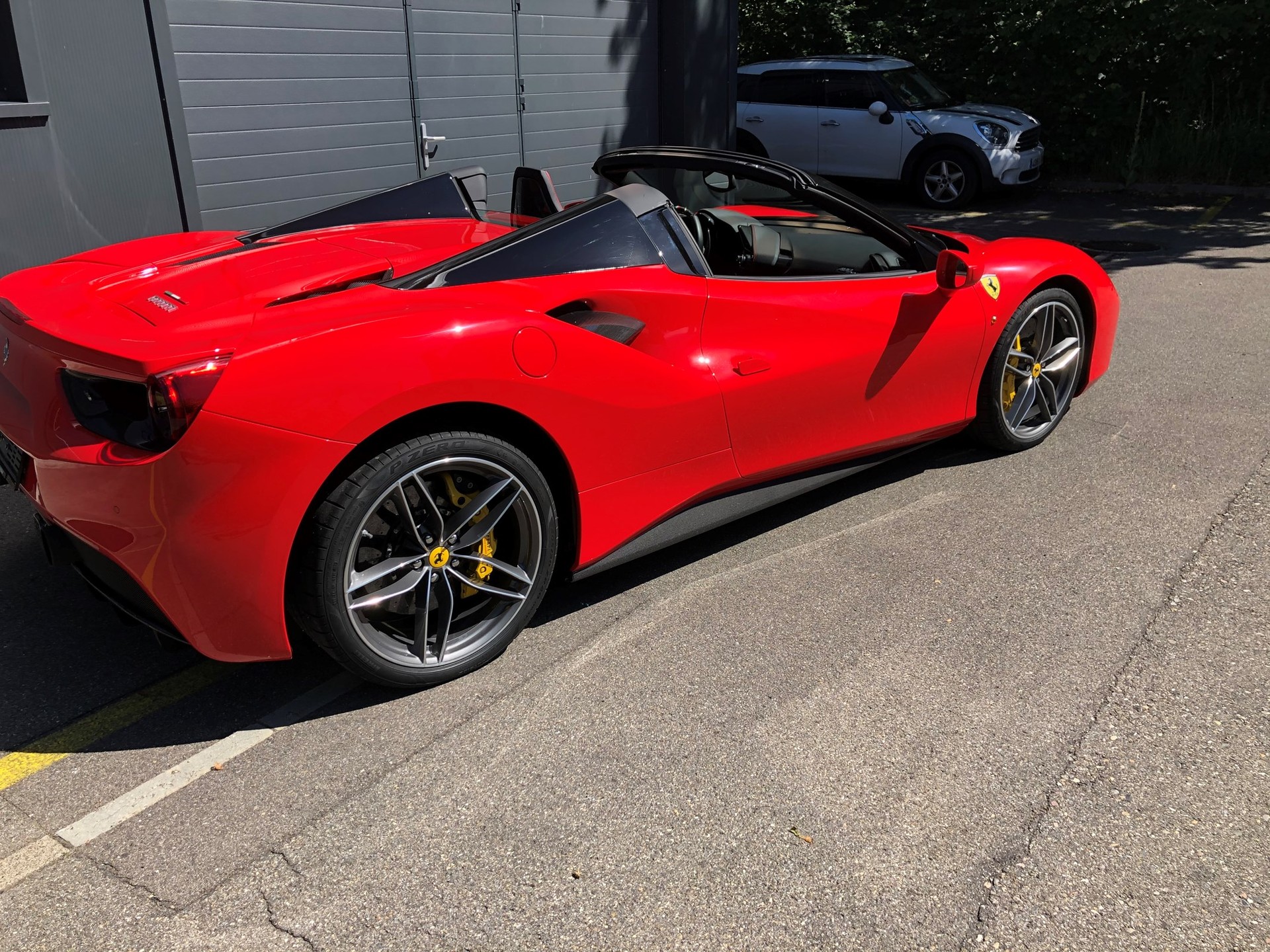 FERRARI 488 Spider 3.9 V8-image-6