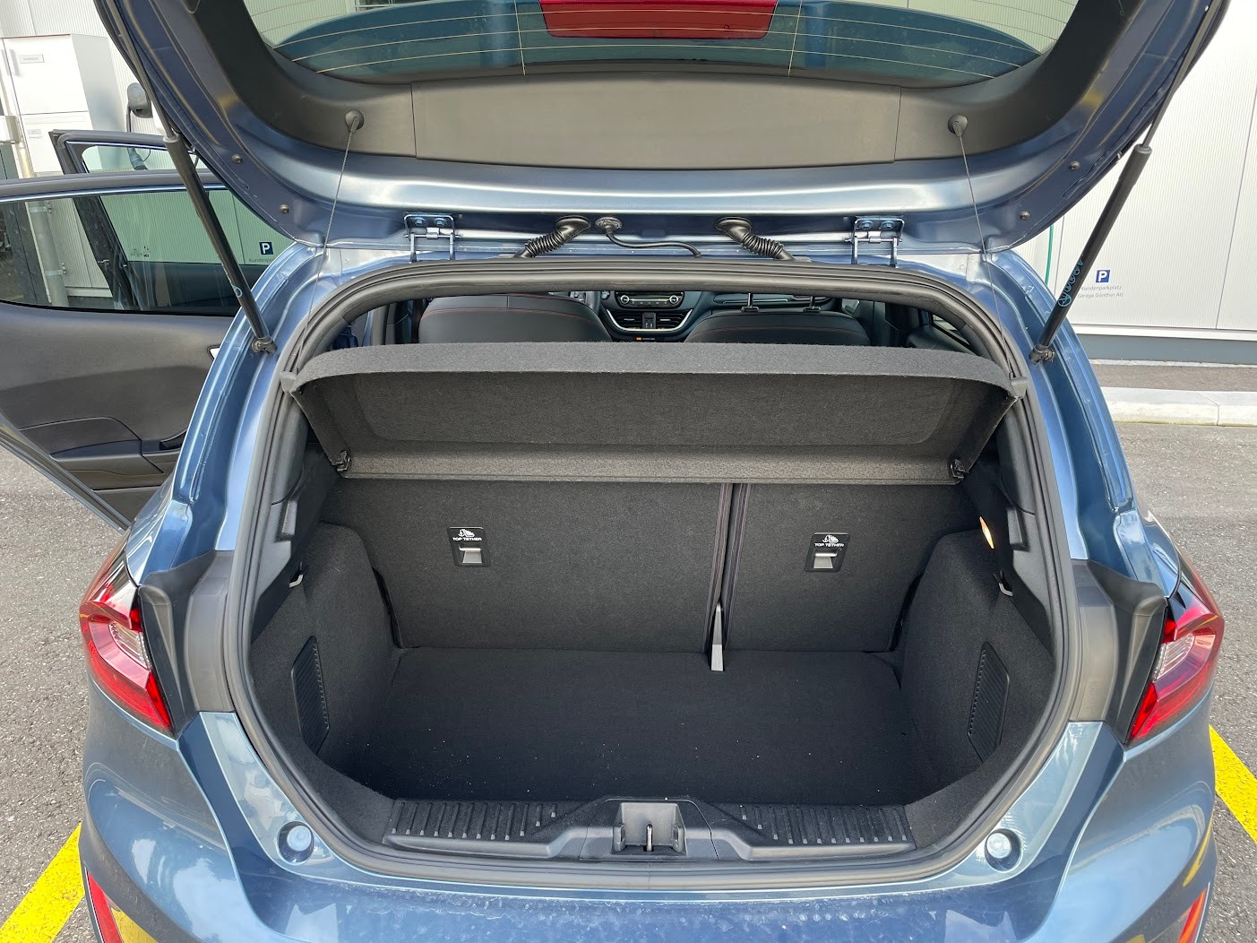 FORD Fiesta 1.0 EcoB Hybrid ST-Line Vignale-image-8