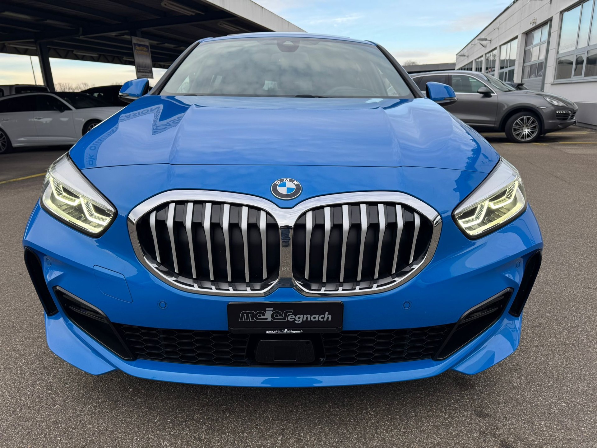 BMW 120d xDrive Steptronic M Sport-image-2