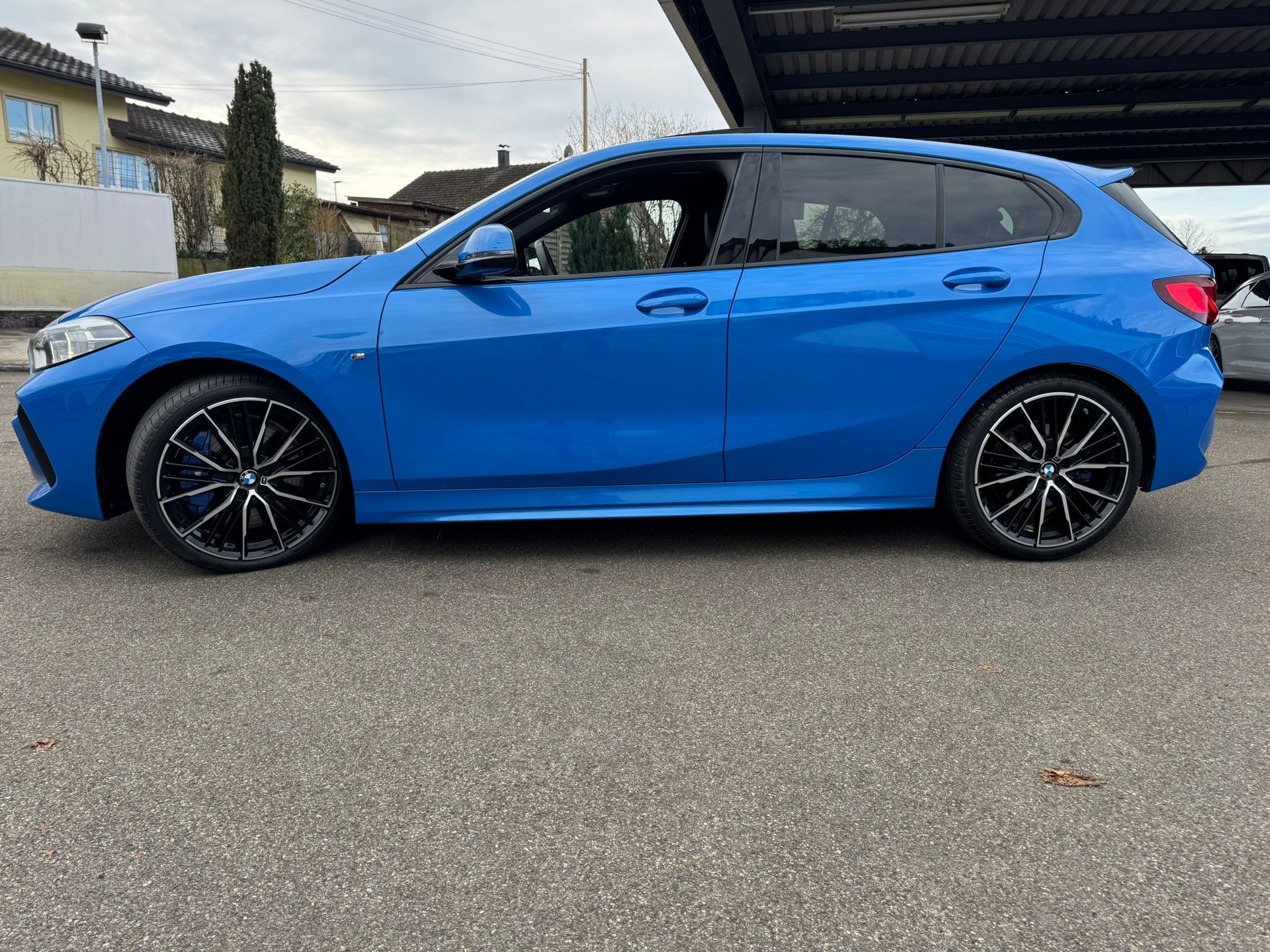 BMW 120d xDrive Steptronic M Sport-image-4