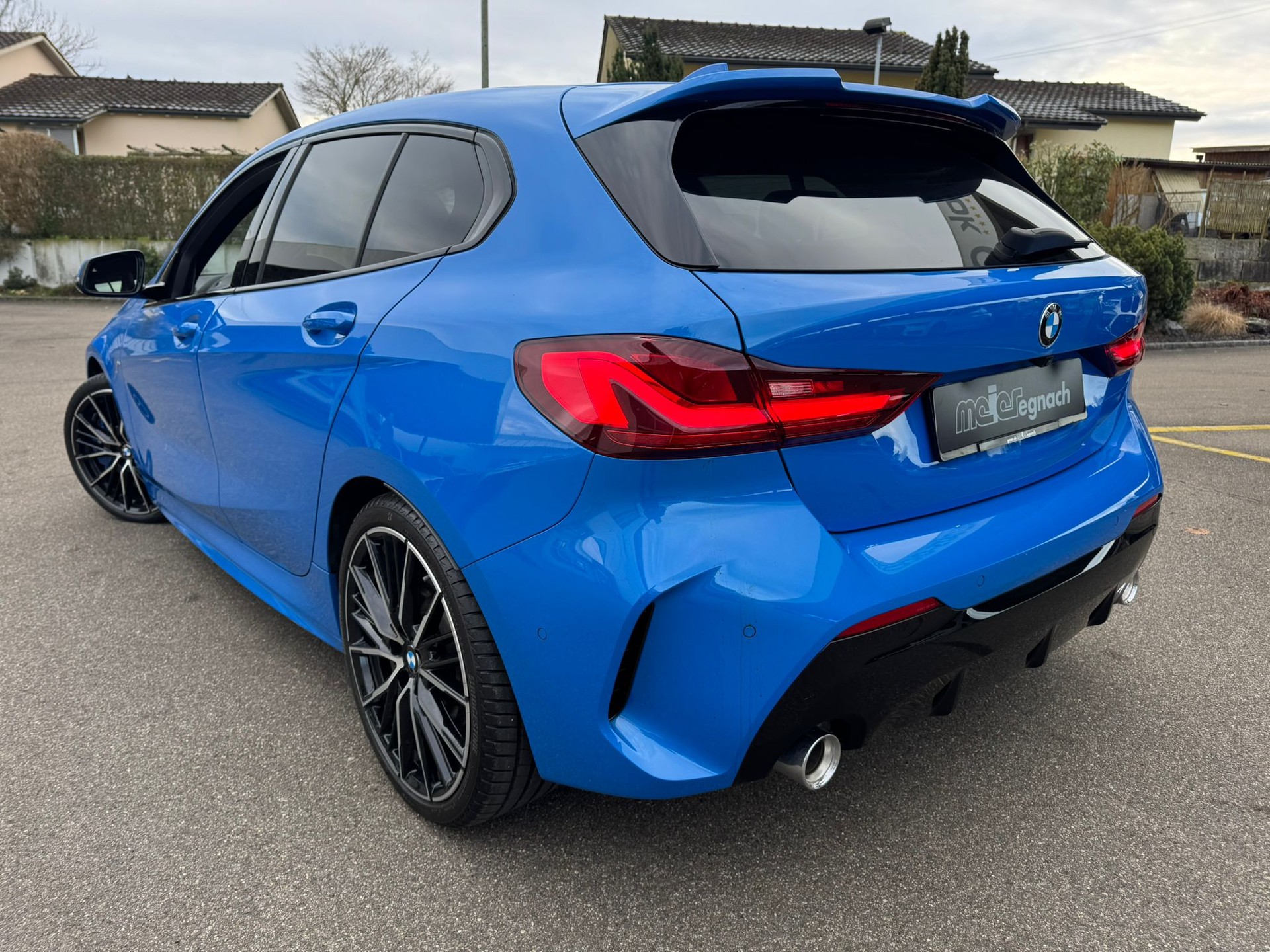 BMW 120d xDrive Steptronic M Sport-image-5