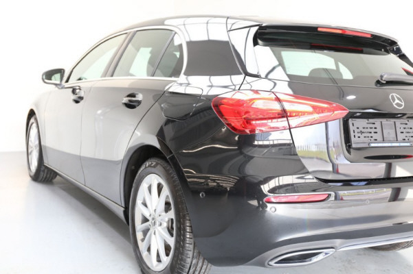 MERCEDES-BENZ A 200 Progressive-image-3