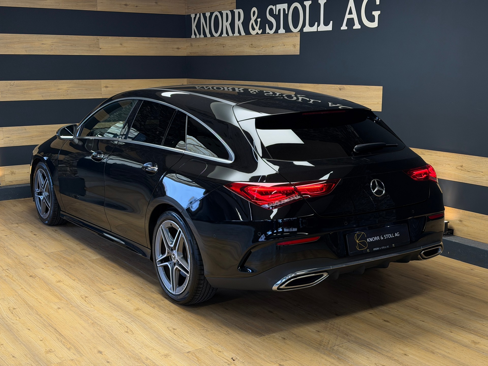 MERCEDES-BENZ CLA Shooting Brake 200 AMG Line 7G-DCT-image-18