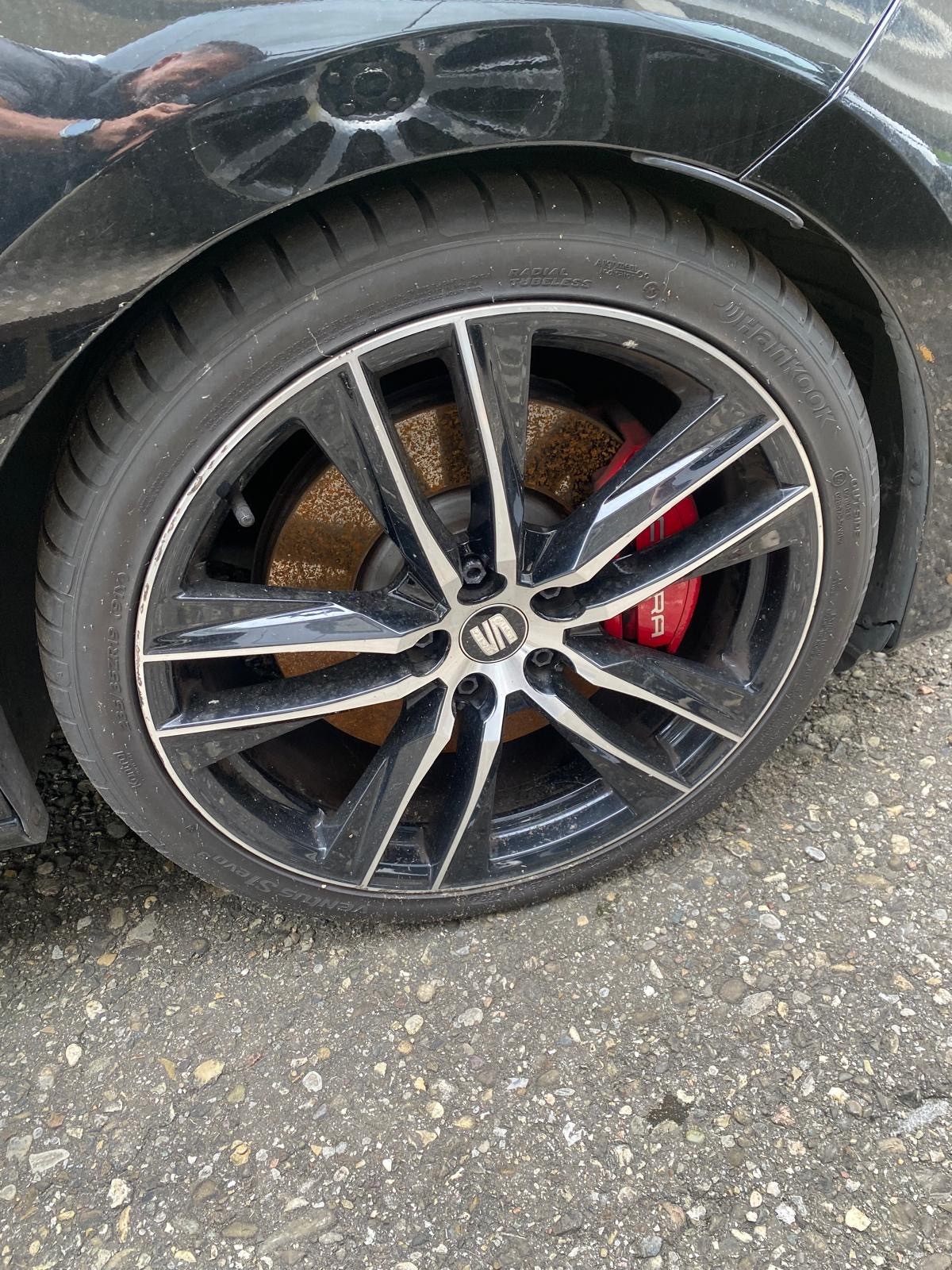 SEAT Leon 2.0 TSI Cupra R DSG-image-10
