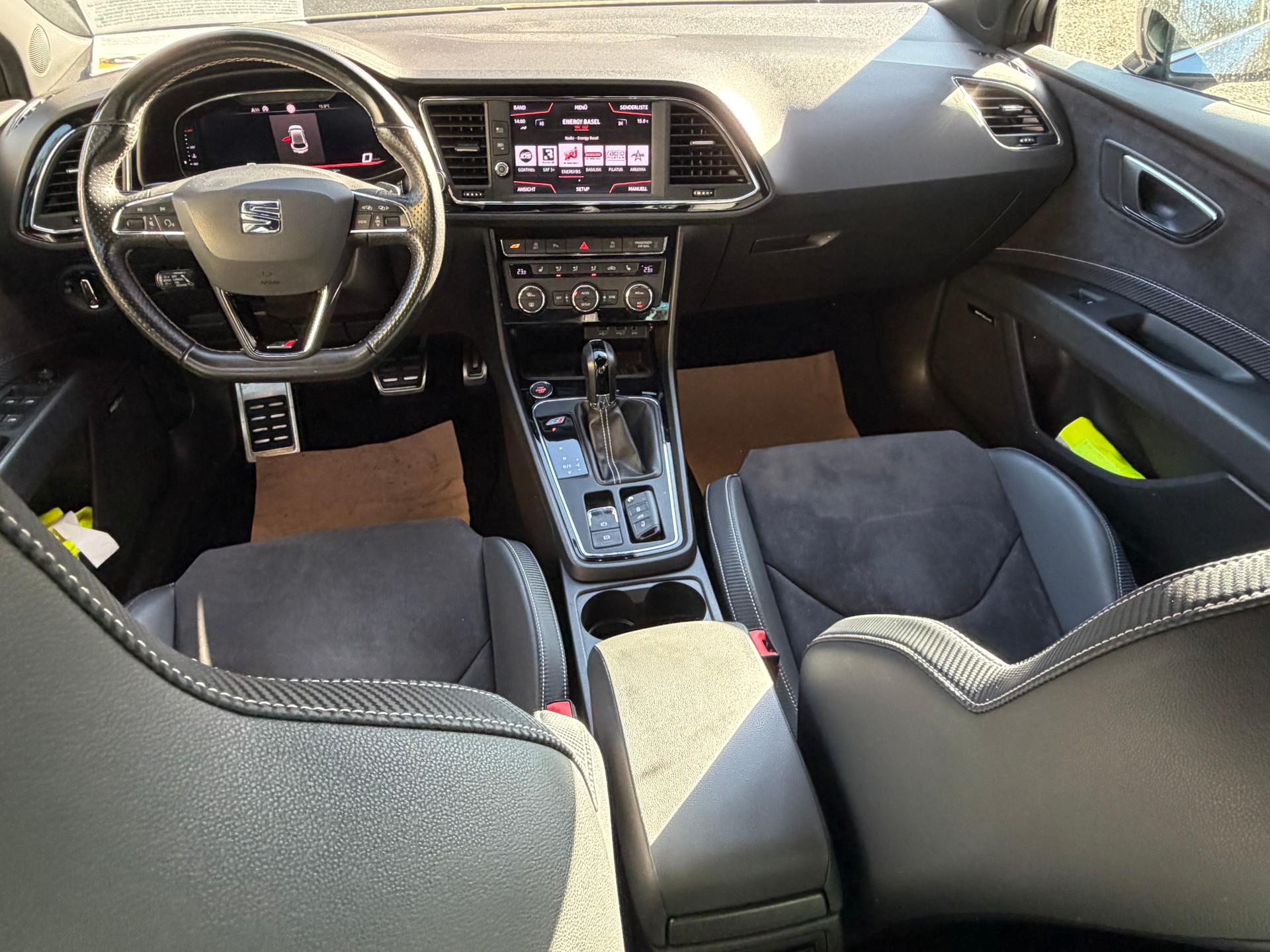 SEAT Leon 2.0 TSI Cupra R DSG-image-18