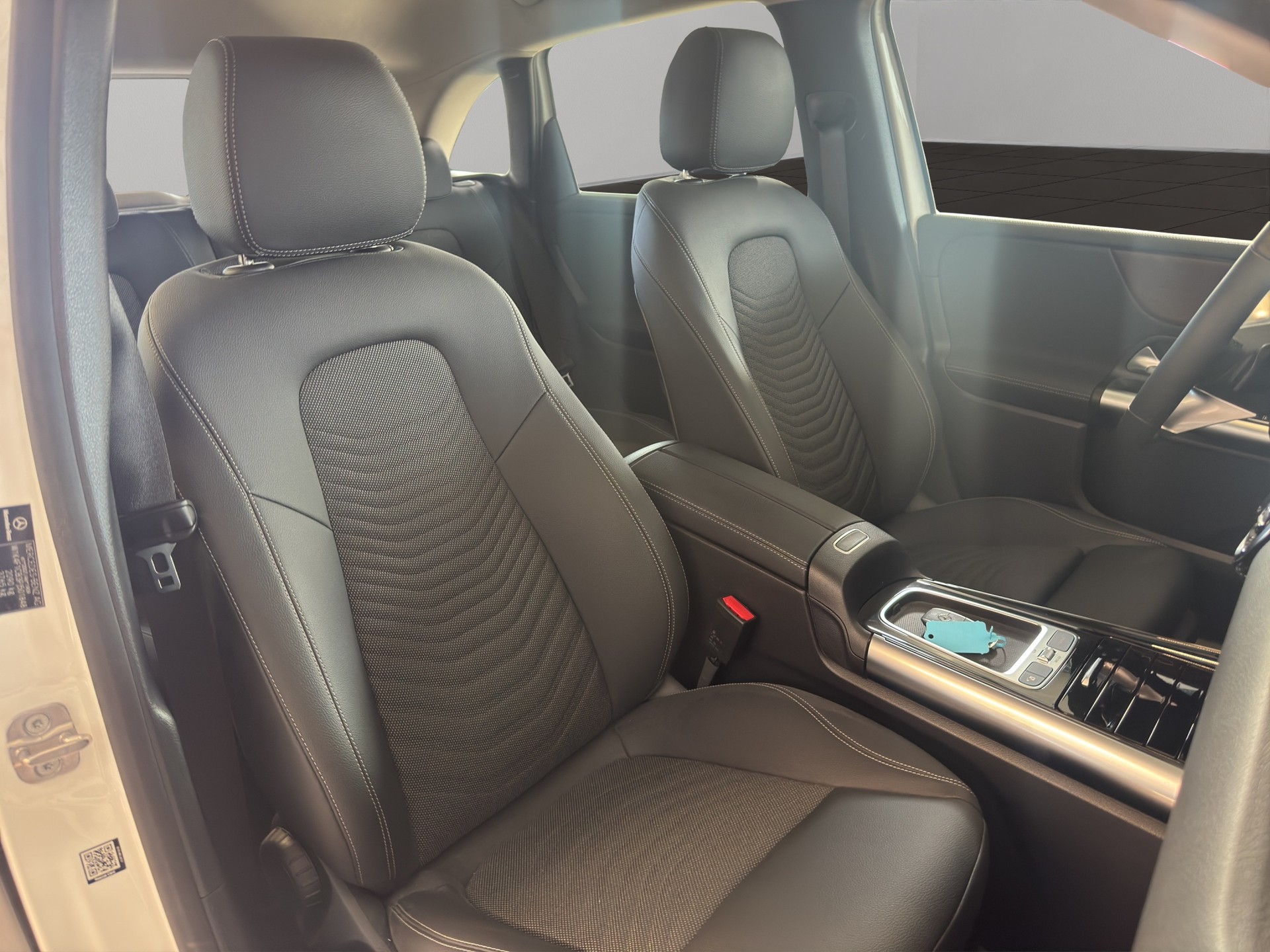 MERCEDES-BENZ B 200 d Progressive 8G-DCT-image-11