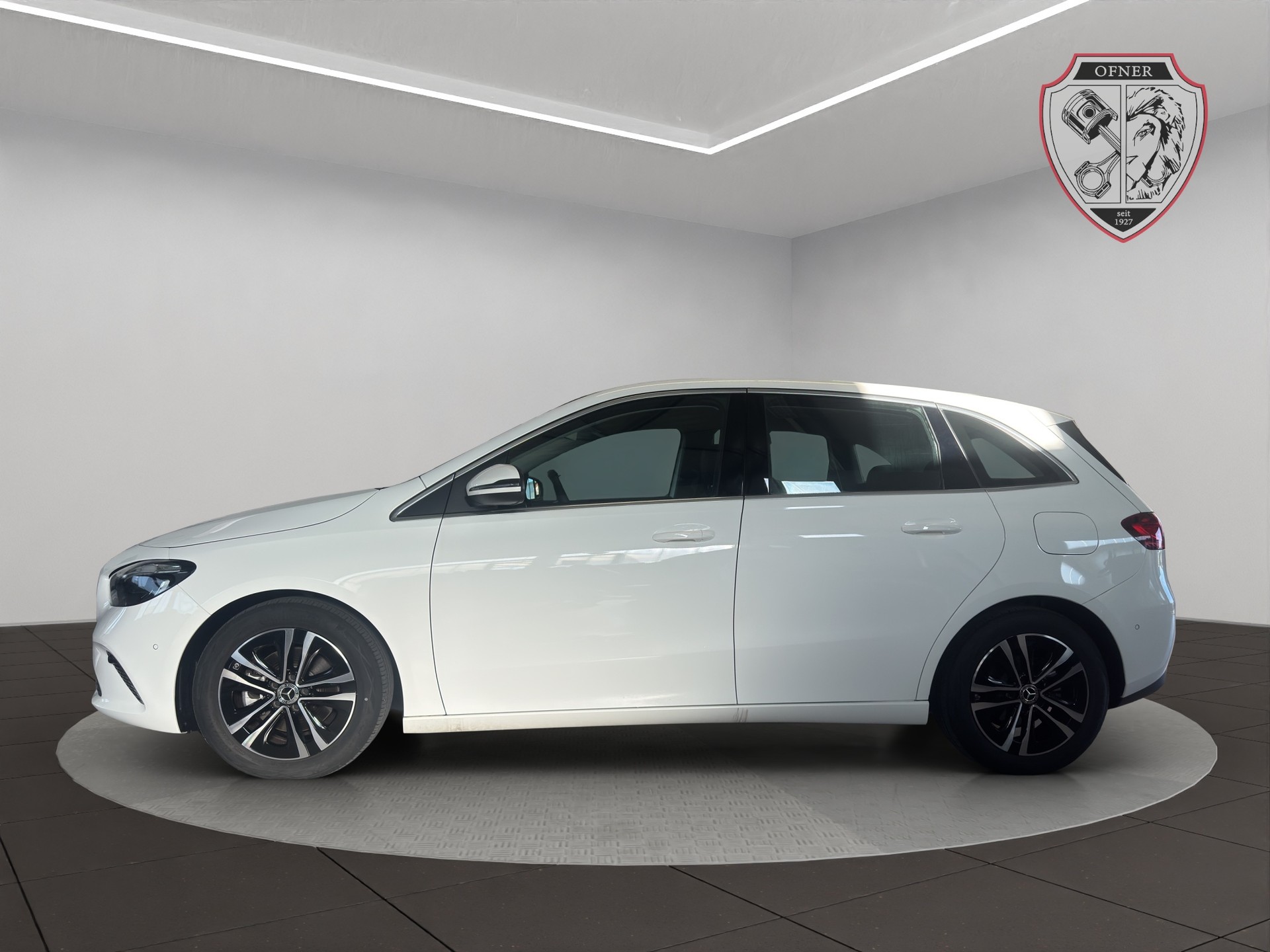 MERCEDES-BENZ B 200 d Progressive 8G-DCT-showroom-element-3