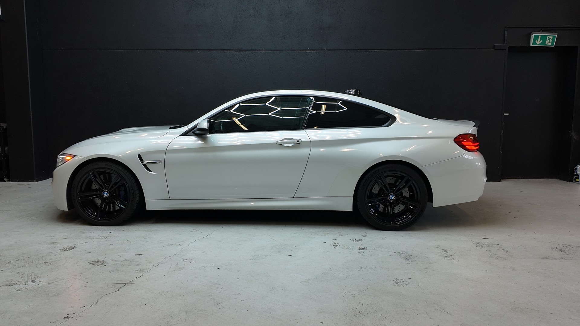 BMW M4 Coupé DKG-image-2