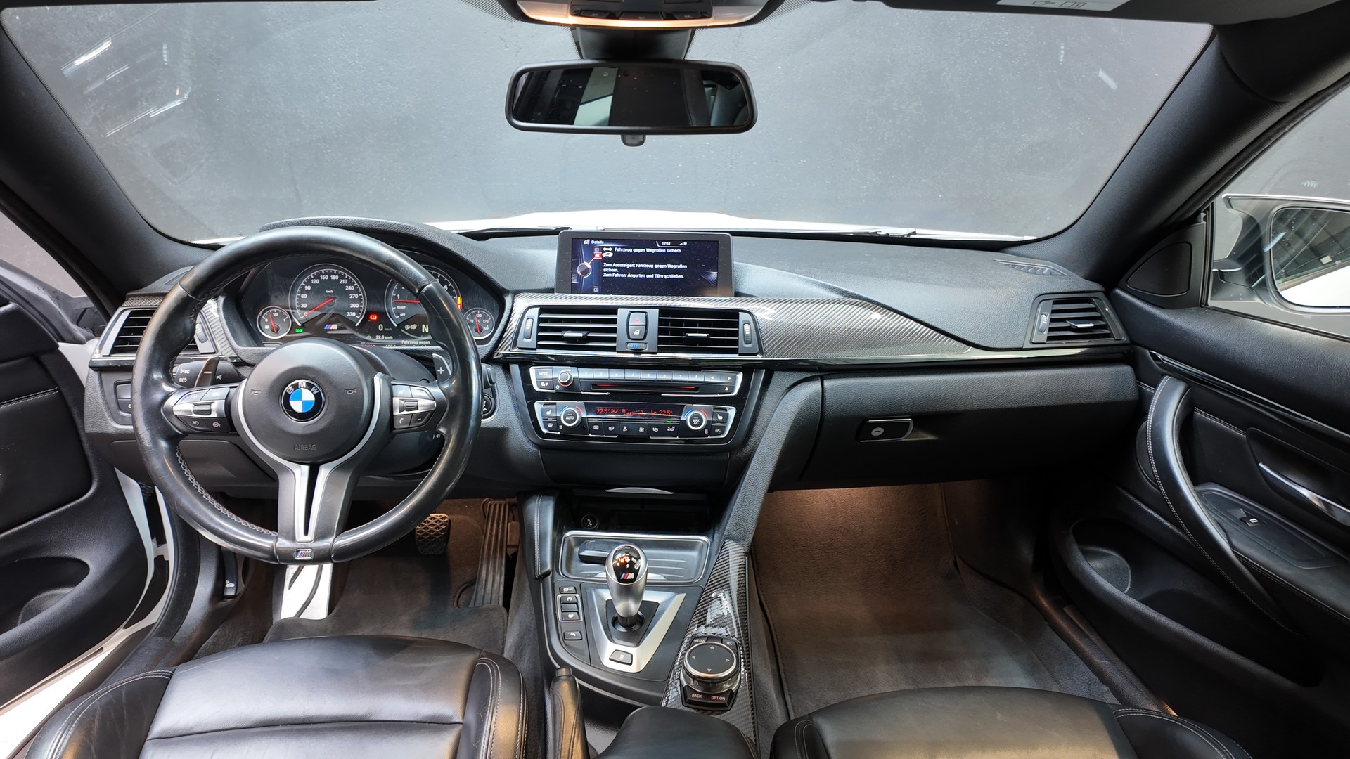 BMW M4 Coupé DKG-image-10
