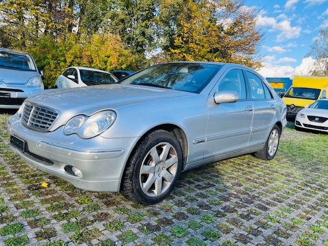 MERCEDES-BENZ C 240 Elégance 4Matic Automatic-image-2