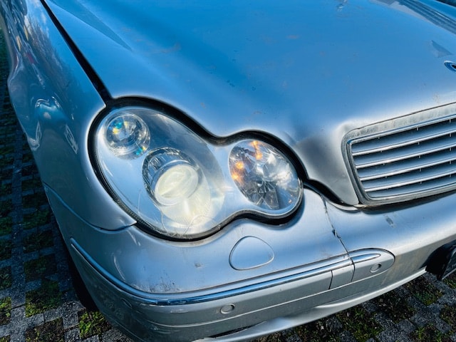 MERCEDES-BENZ C 240 Elégance 4Matic Automatic-image-8