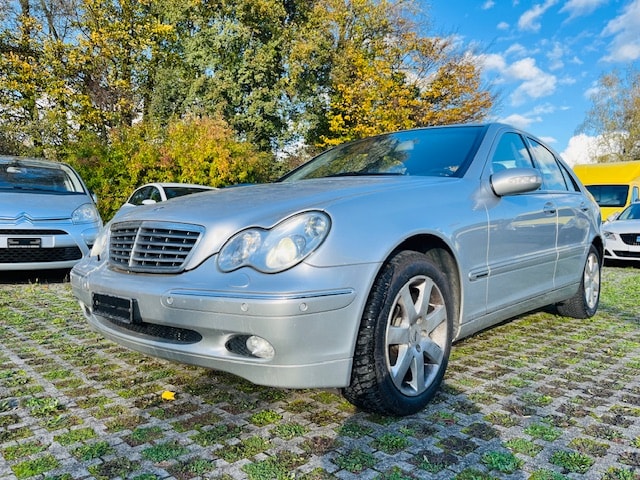 MERCEDES-BENZ C 240 Elégance 4Matic Automatic-image-10
