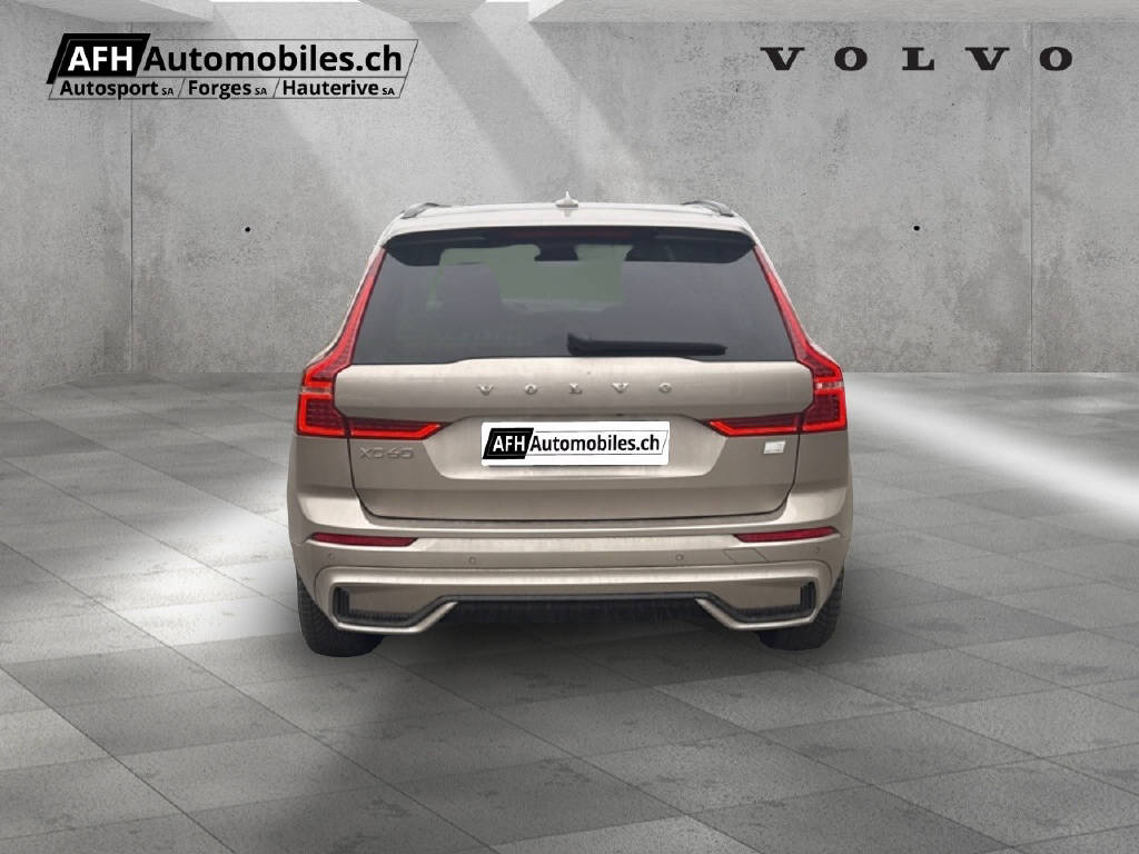 VOLVO XC60 2.0 T6 TE Plus Dark eAWD-image-5