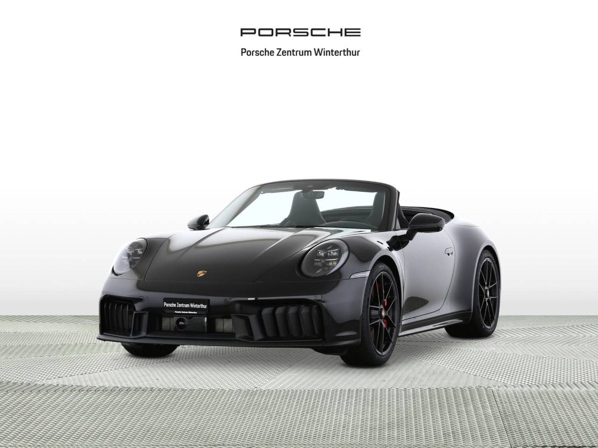 PORSCHE 911 Carrera 4 GTS Cabriolet-image-0