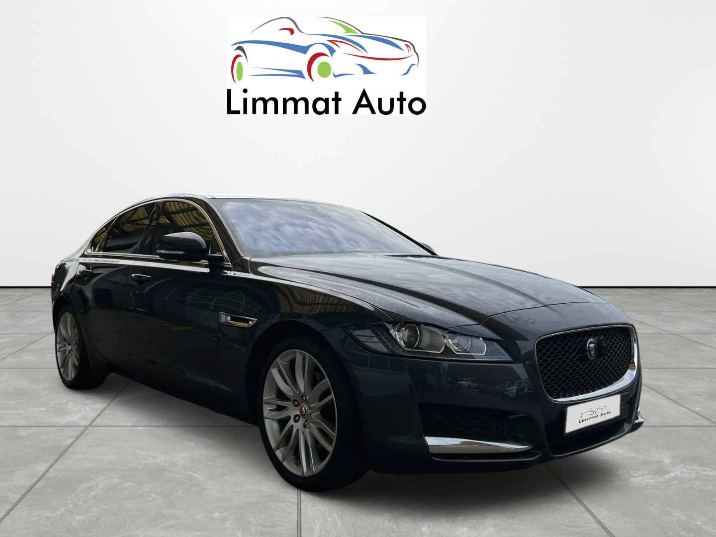JAGUAR XF 20d Prestige Automatic-image-6
