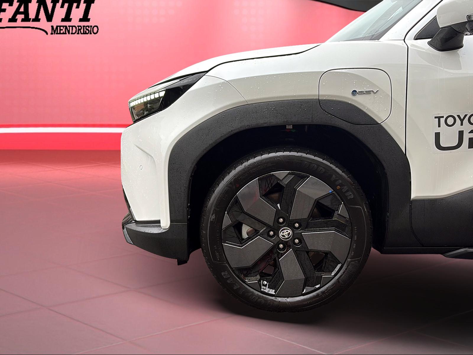 TOYOTA Urban Cruiser Premium AWD-image-2
