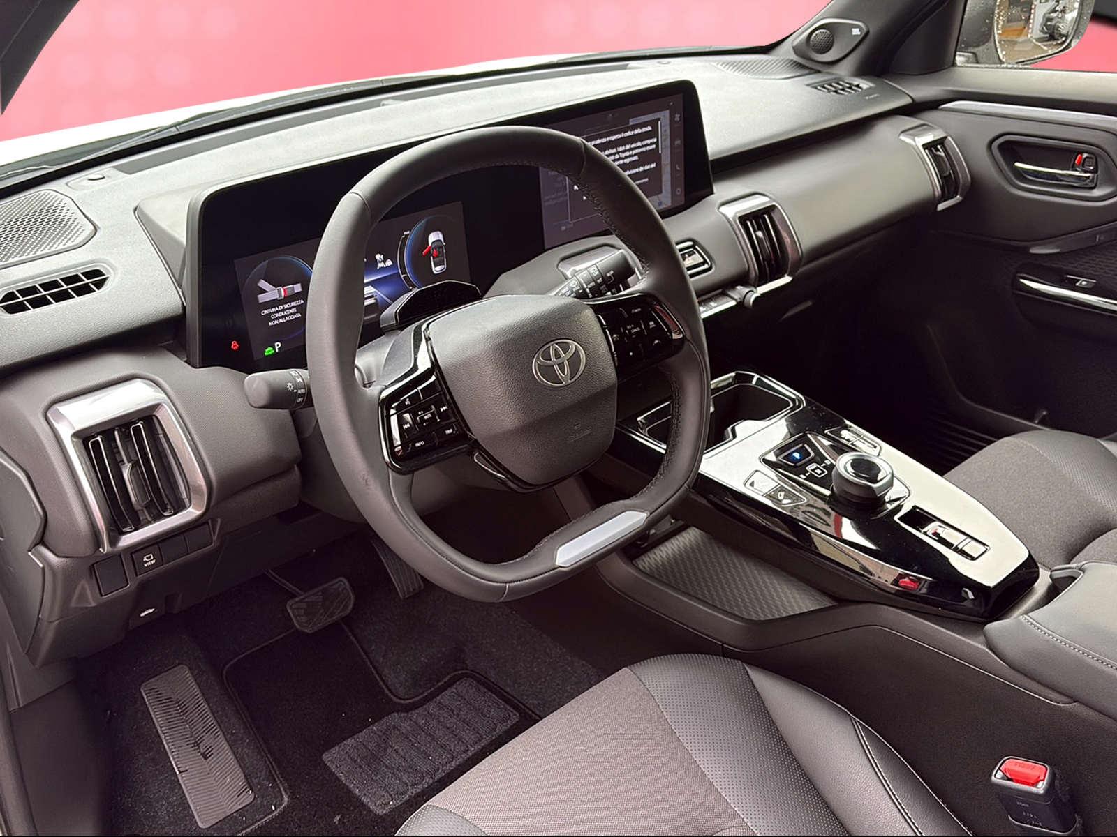 TOYOTA Urban Cruiser Premium AWD-image-4