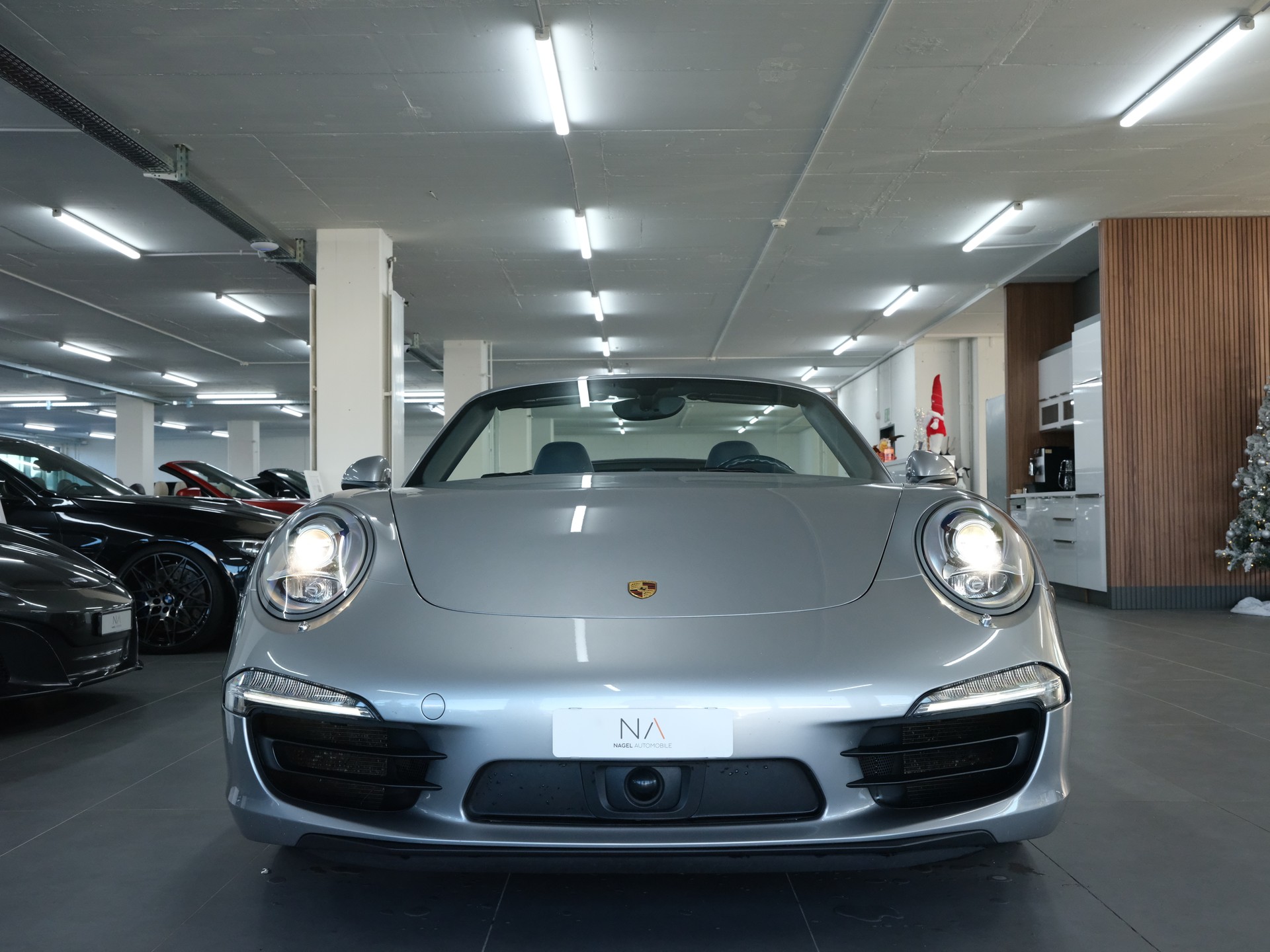 PORSCHE 911 Cabrio Carrera 4S-image-8