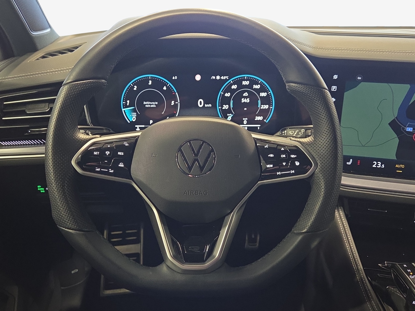 VW Touareg 3.0 TDI R-Line Tiptronic-image-9