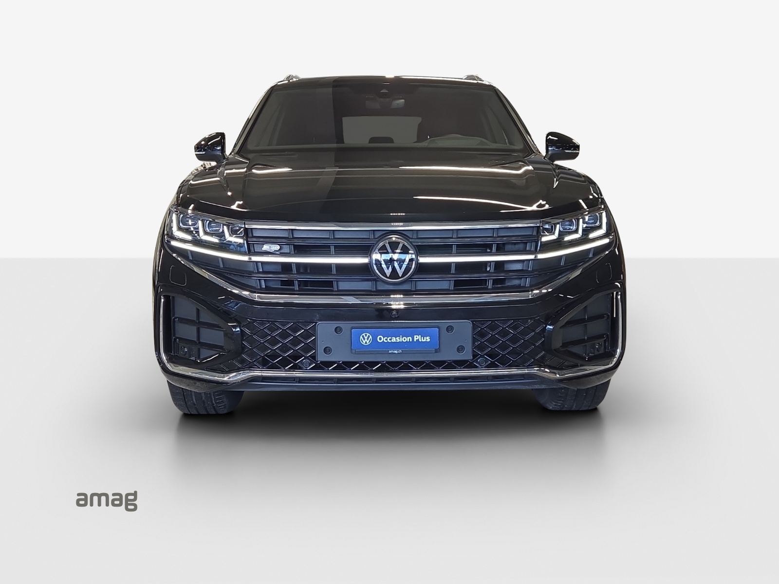 VW Touareg 3.0 TDI R-Line Tiptronic-image-6