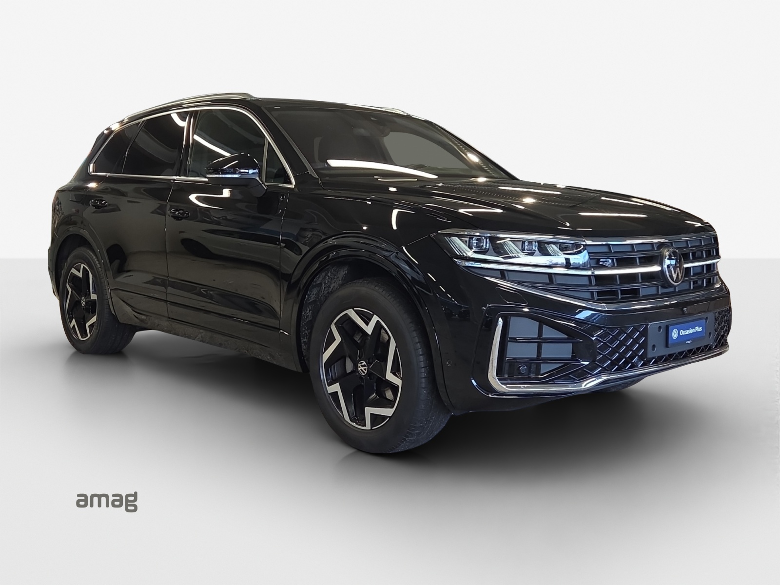 VW Touareg 3.0 TDI R-Line Tiptronic-image-5