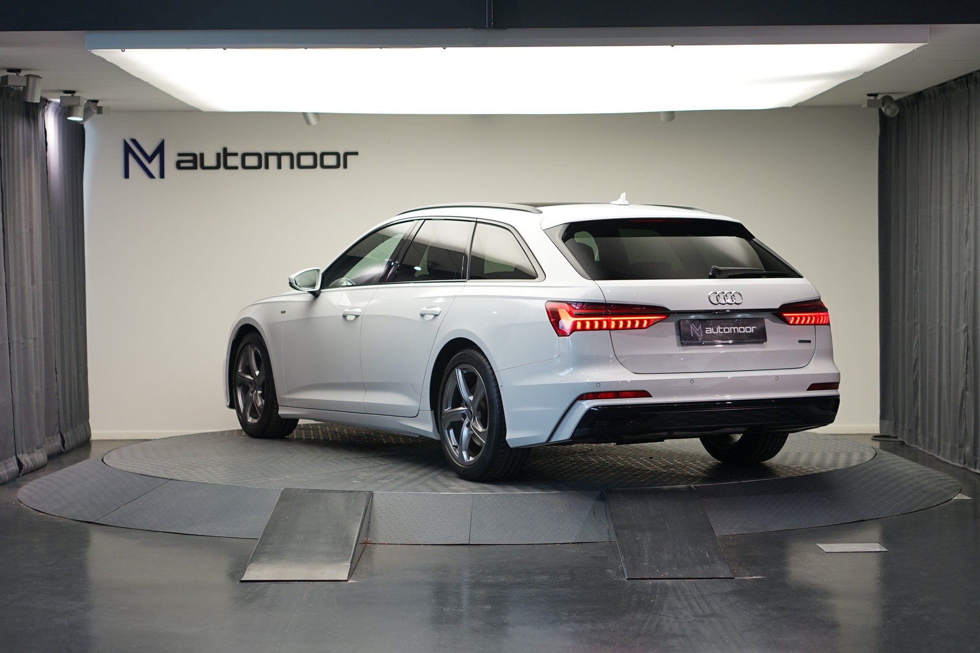 AUDI A6 Avant 45 TDI Sport quattro tiptronic *Panorama* *S-Line*-image-6