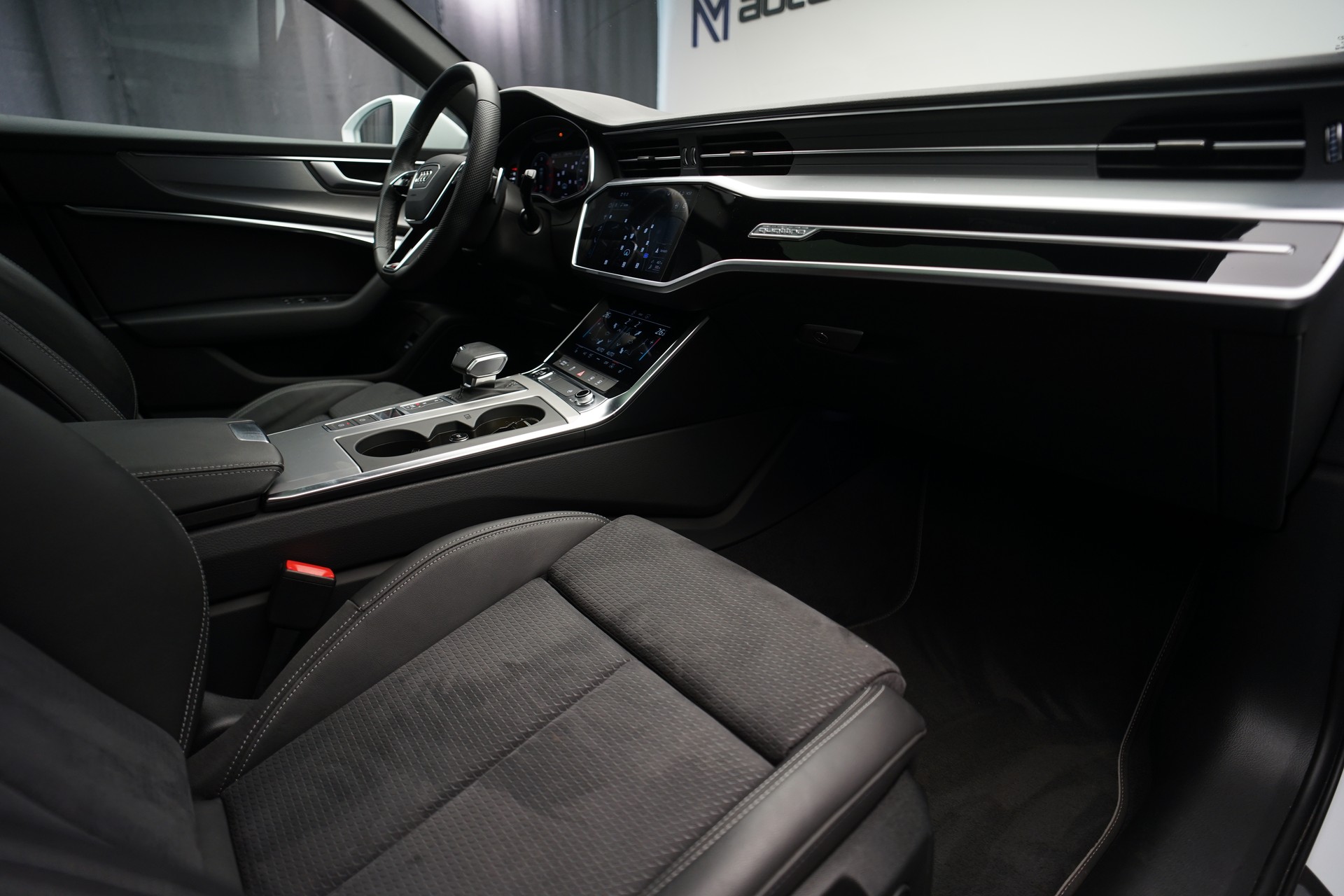AUDI A6 Avant 45 TDI Sport quattro tiptronic *Panorama* *S-Line*-image-14