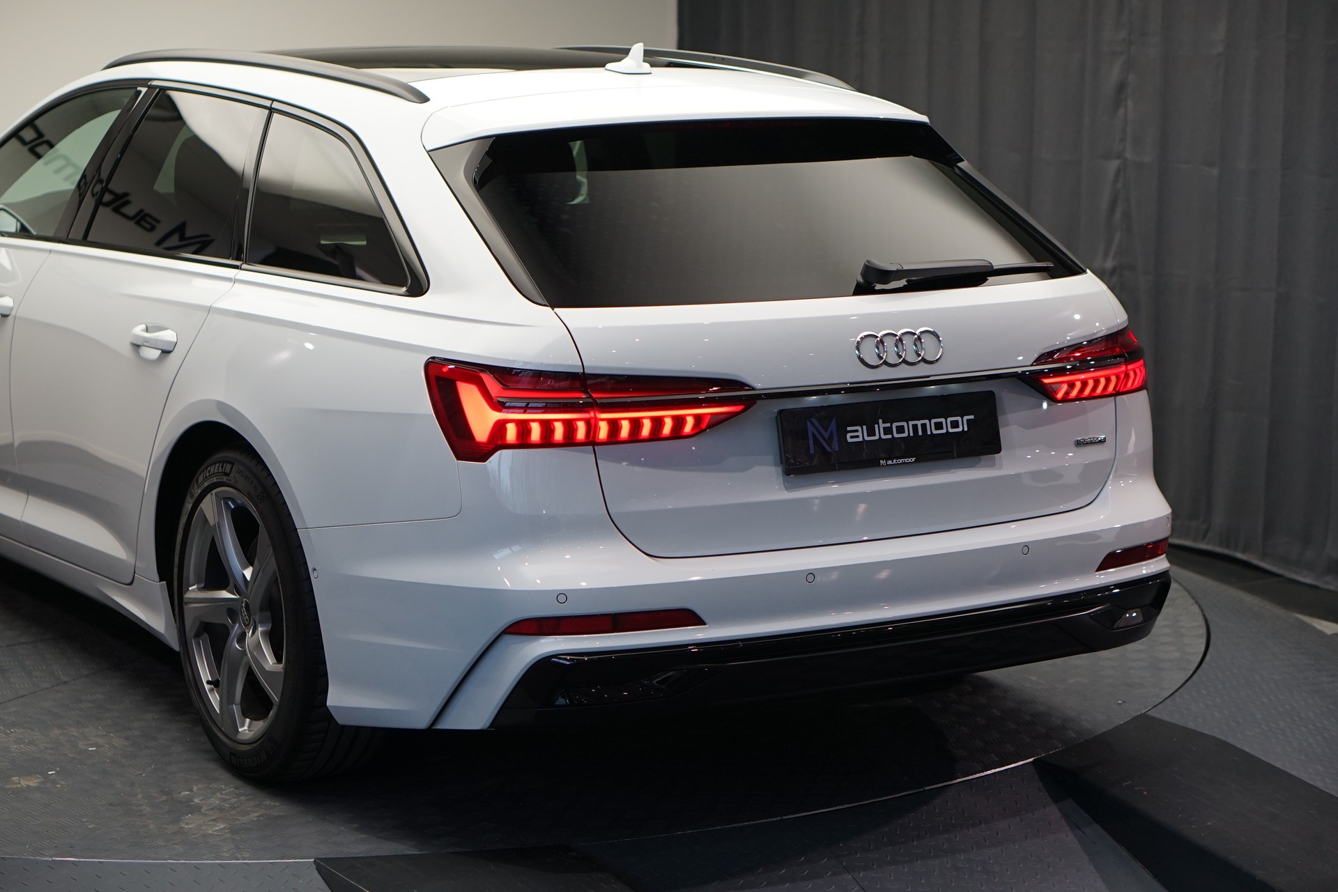 AUDI A6 Avant 45 TDI Sport quattro tiptronic *Panorama* *S-Line*-image-42
