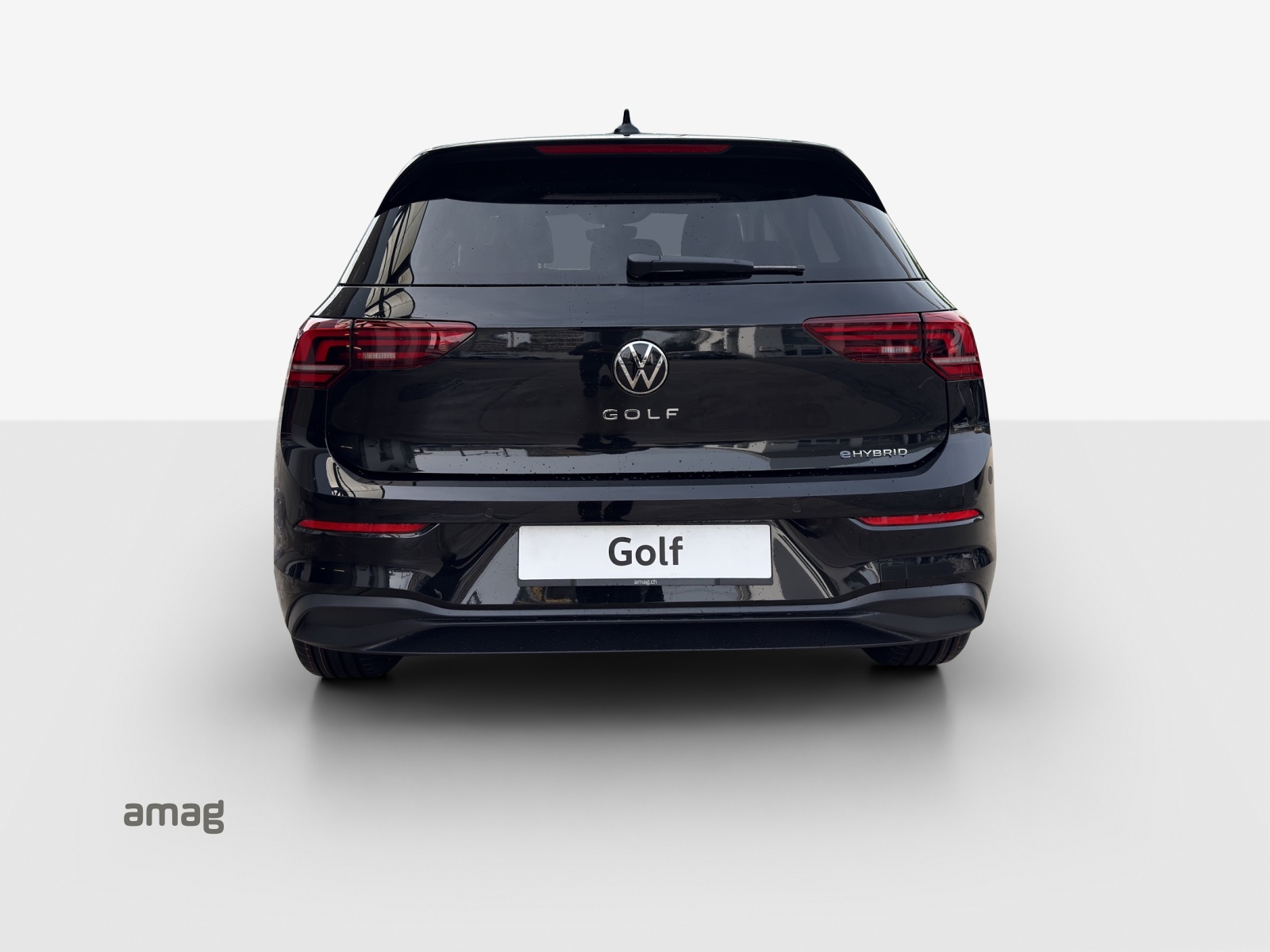 VW Golf 1.5 TSI PHEV Life-showroom-element-3
