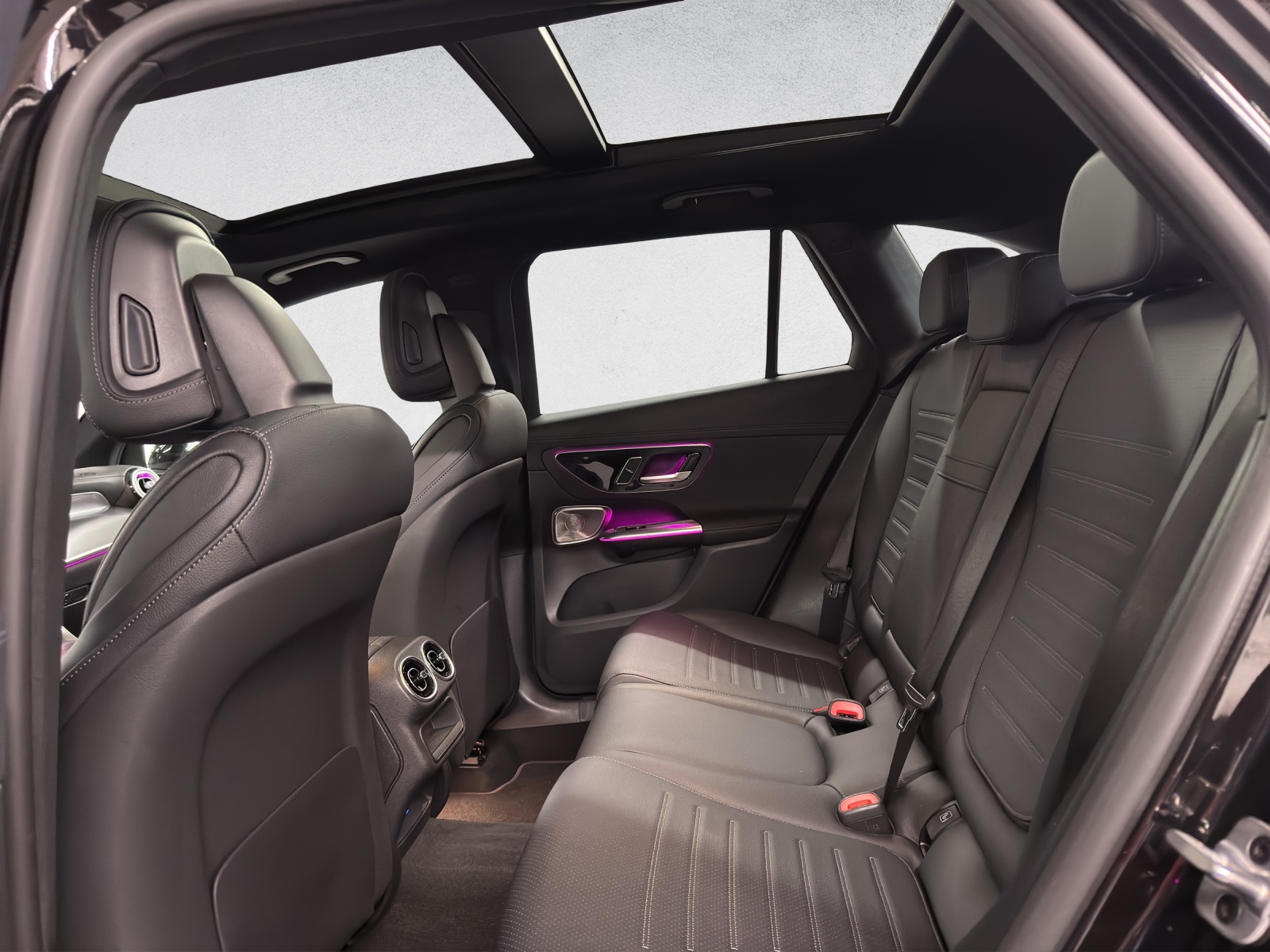 MERCEDES-BENZ GLC 300 de AMG Line 4Matic EQ Star-image-13