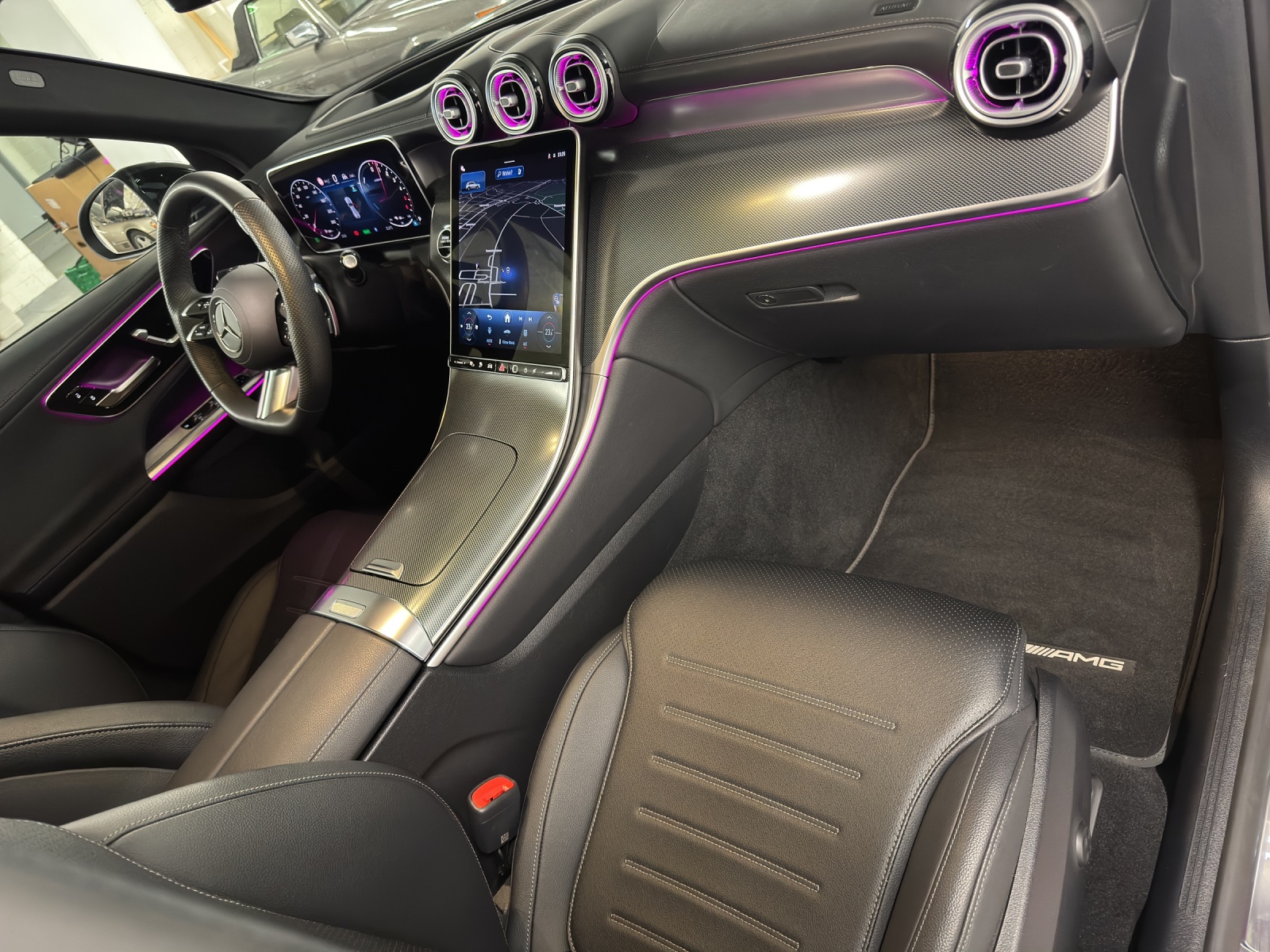 MERCEDES-BENZ GLC 300 de AMG Line 4Matic EQ Star-image-11