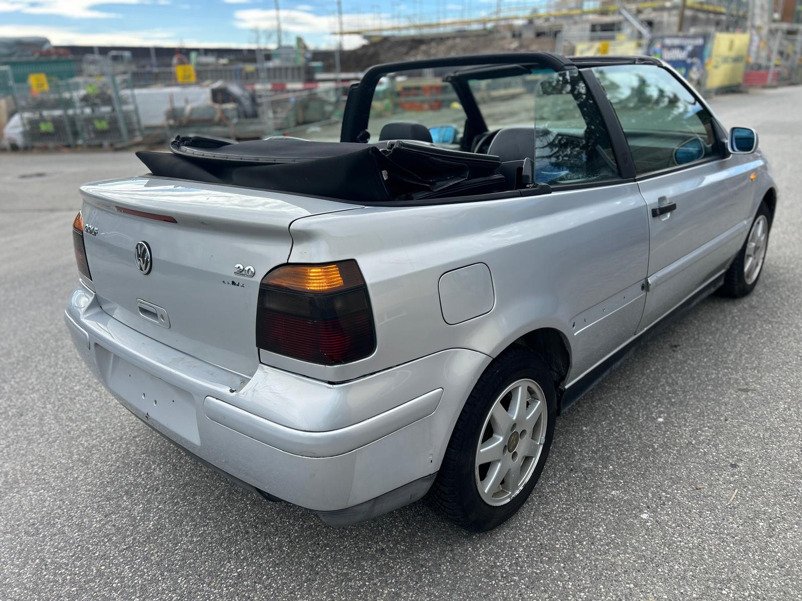 VW Golf Cabriolet 2000 Highline Sunshine-image-3