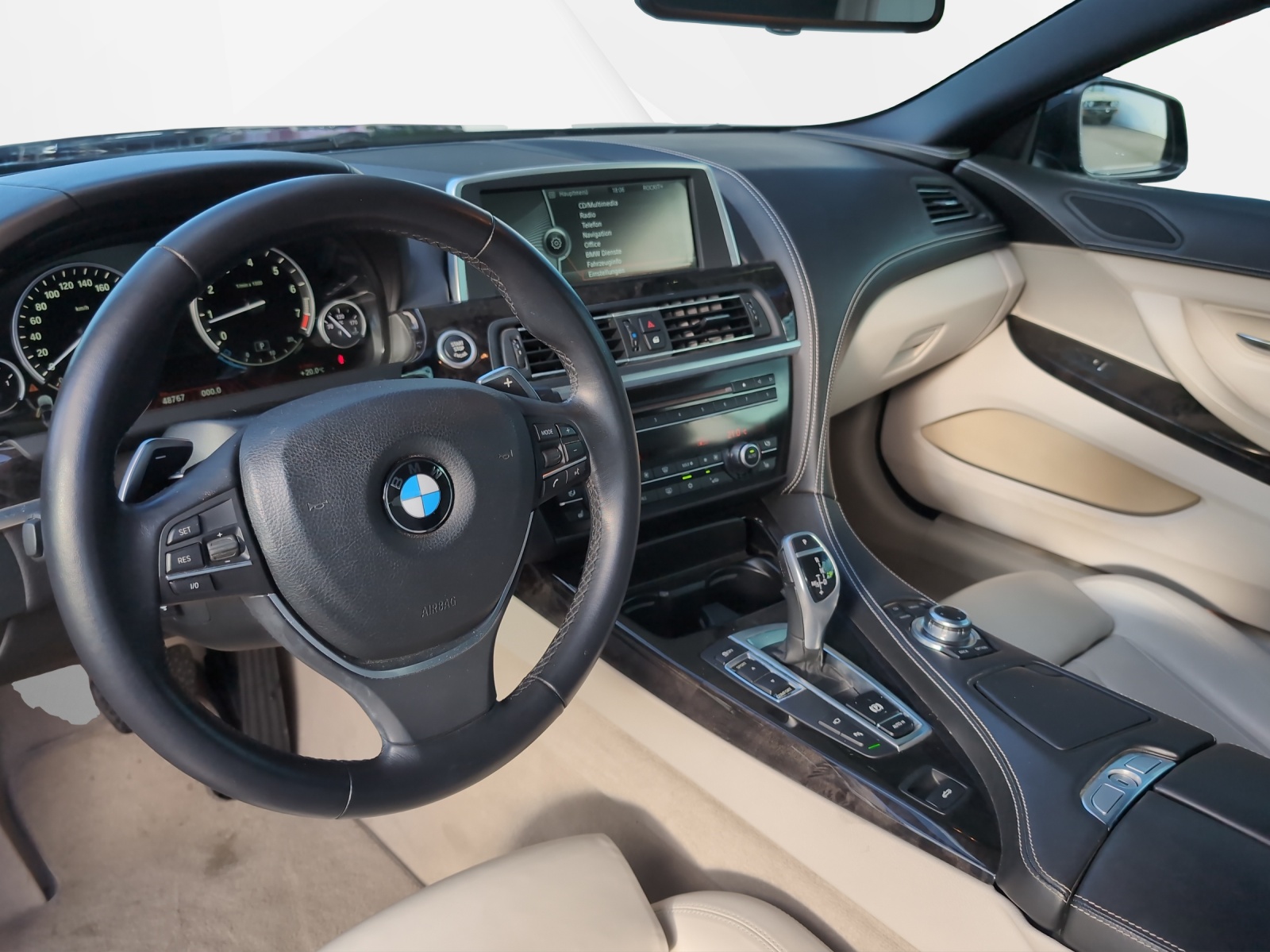 BMW 650i Cabrio-image-14