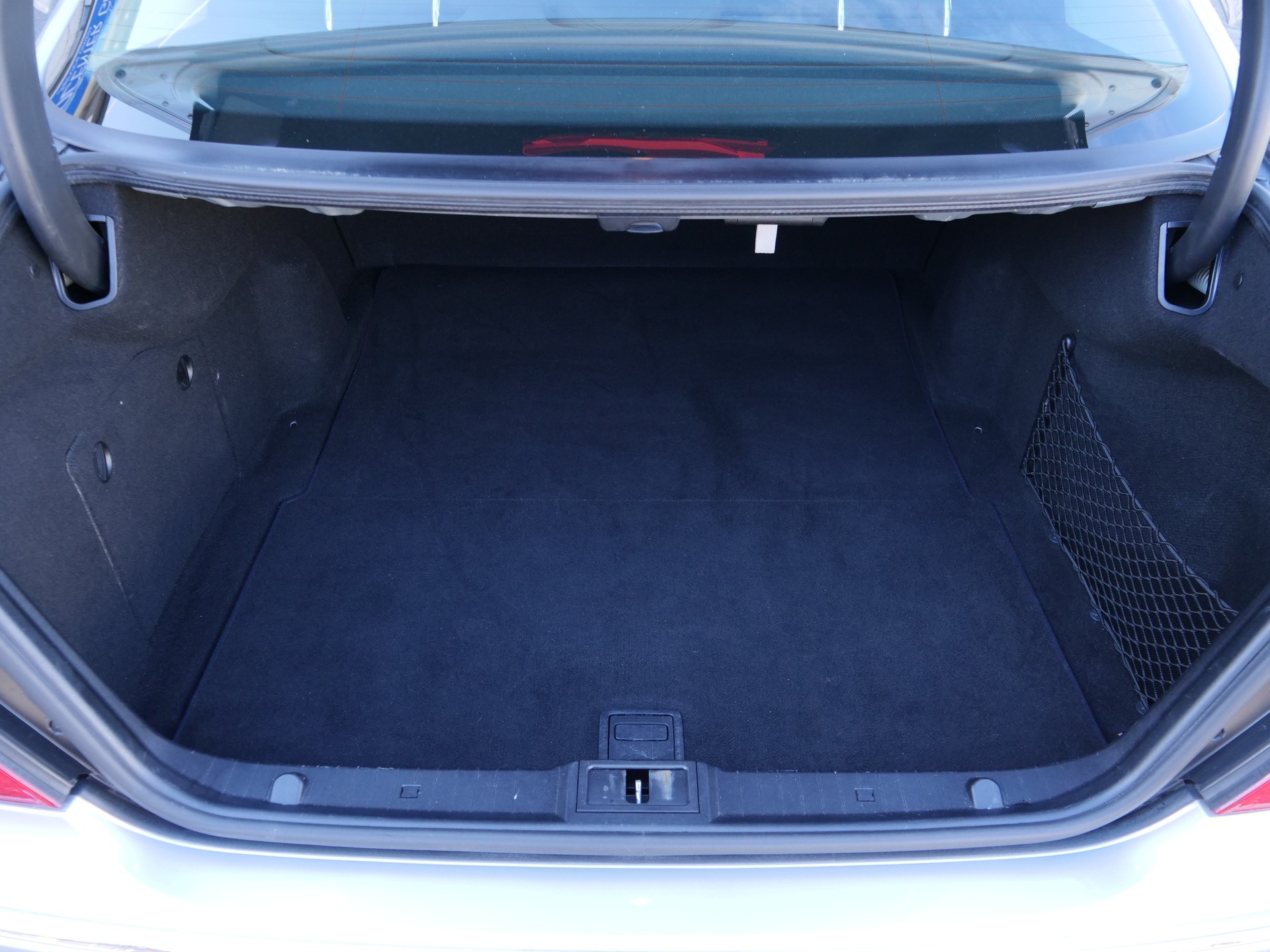 MERCEDES-BENZ E 320 CDI Elégance 4Matic Automatic-image-14