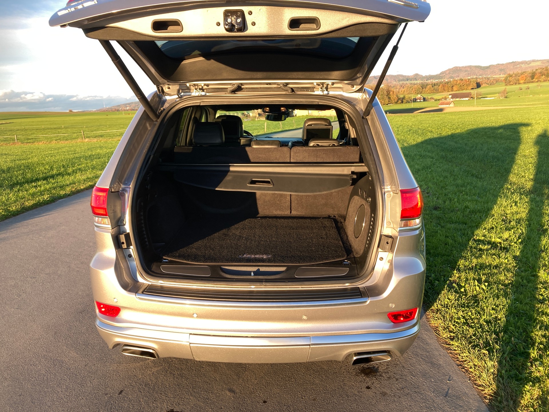 JEEP Grand Cherokee 3.0 CRD Summit Automatic-image-5