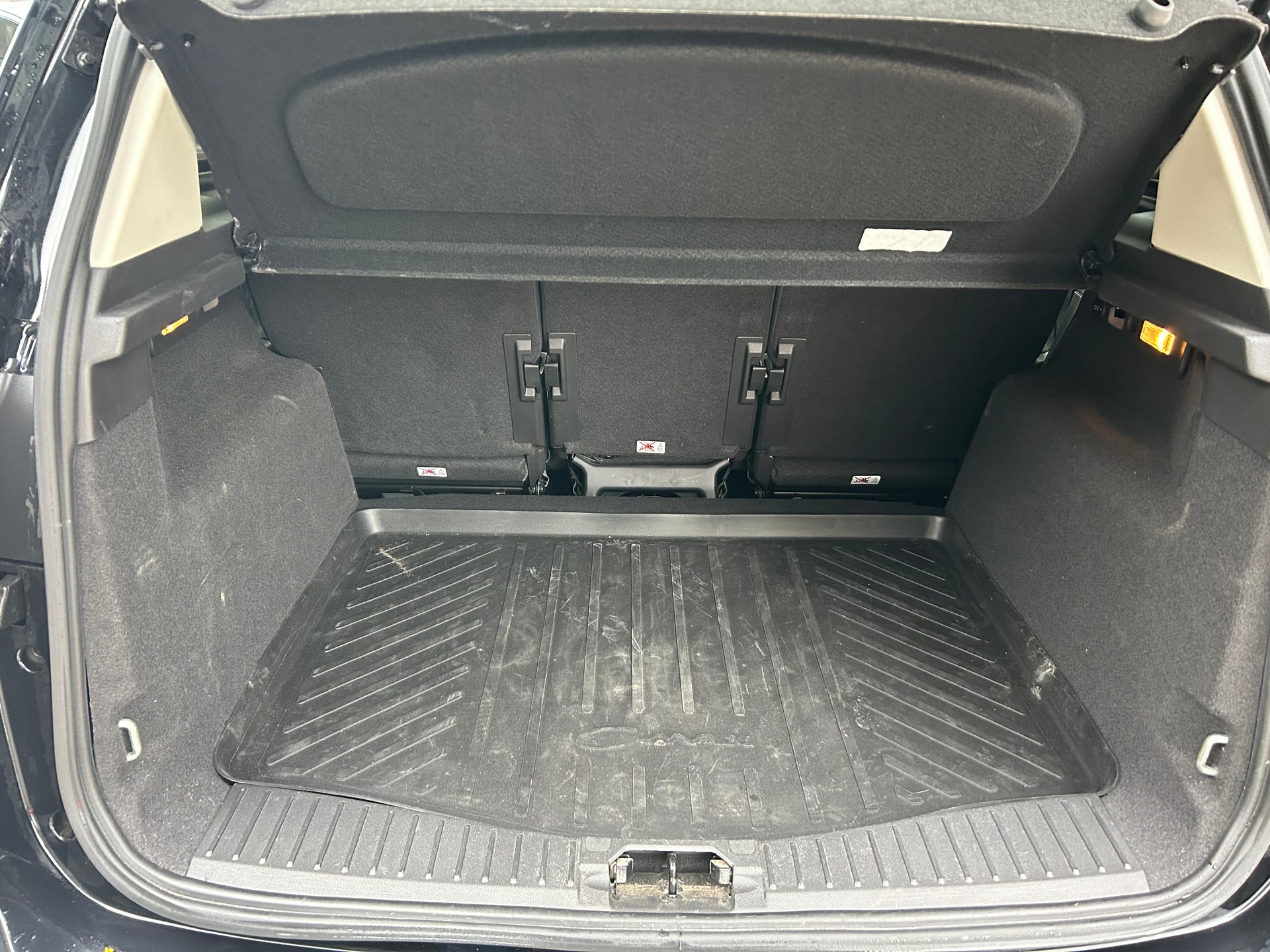 FORD C-Max 1.0 SCTi Titanium-image-7