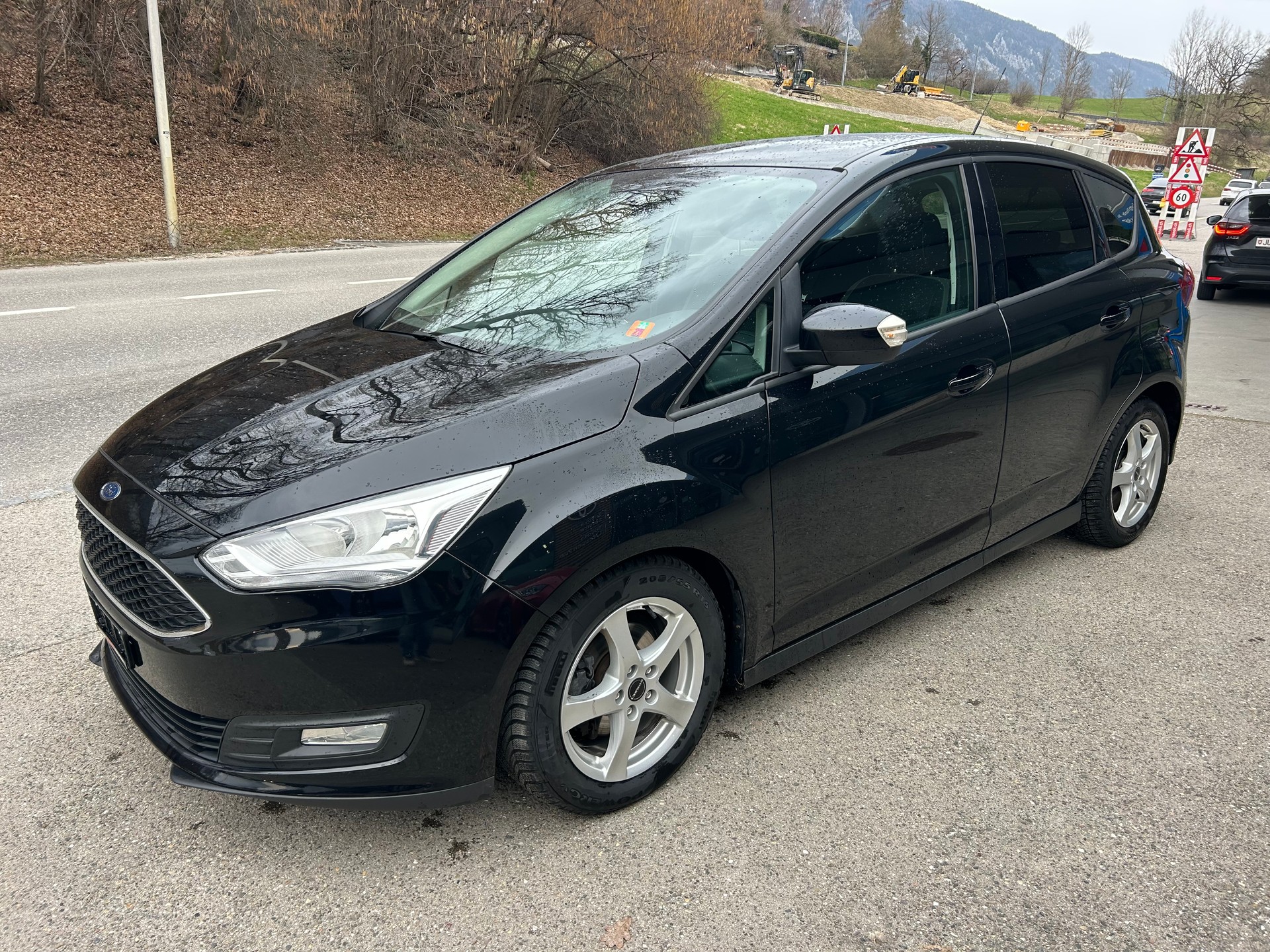 FORD C-Max 1.0 SCTi Titanium-image-3