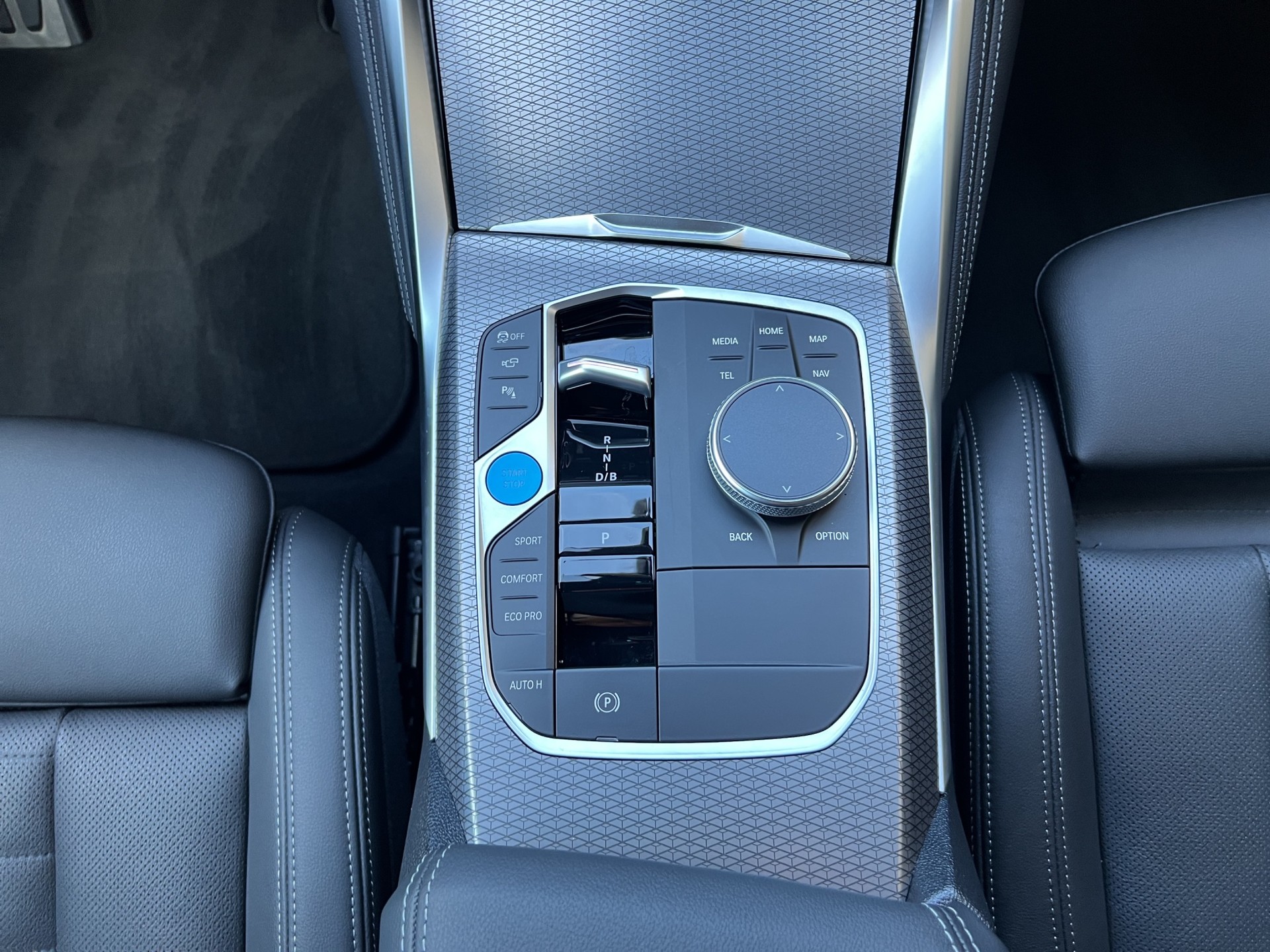 BMW i4 M50-image-17