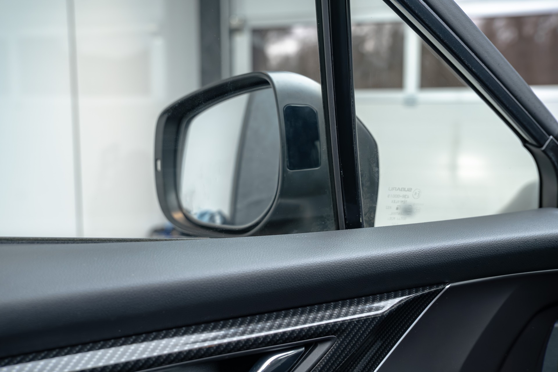 SUBARU XV 2.0 Swiss Plus AWD Lineartronic-image-12